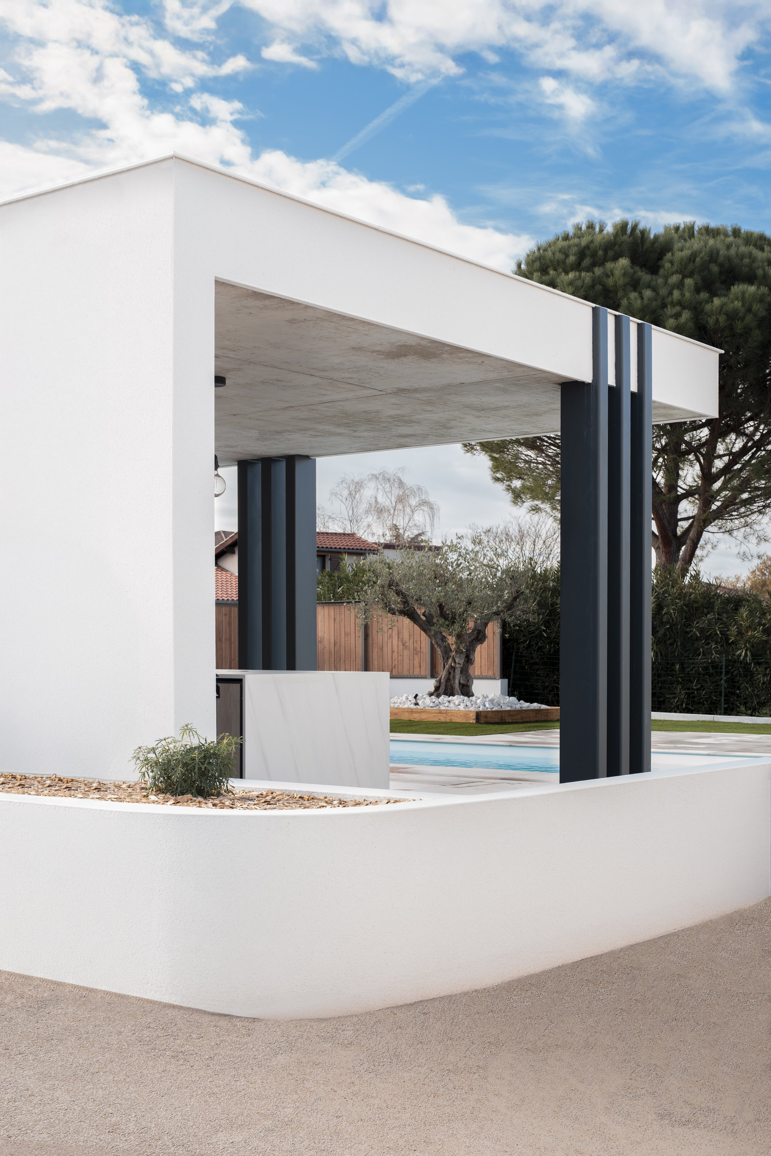 Pool House_Anais Magnabal_@Alexandre Le Gratiet-6.jpg