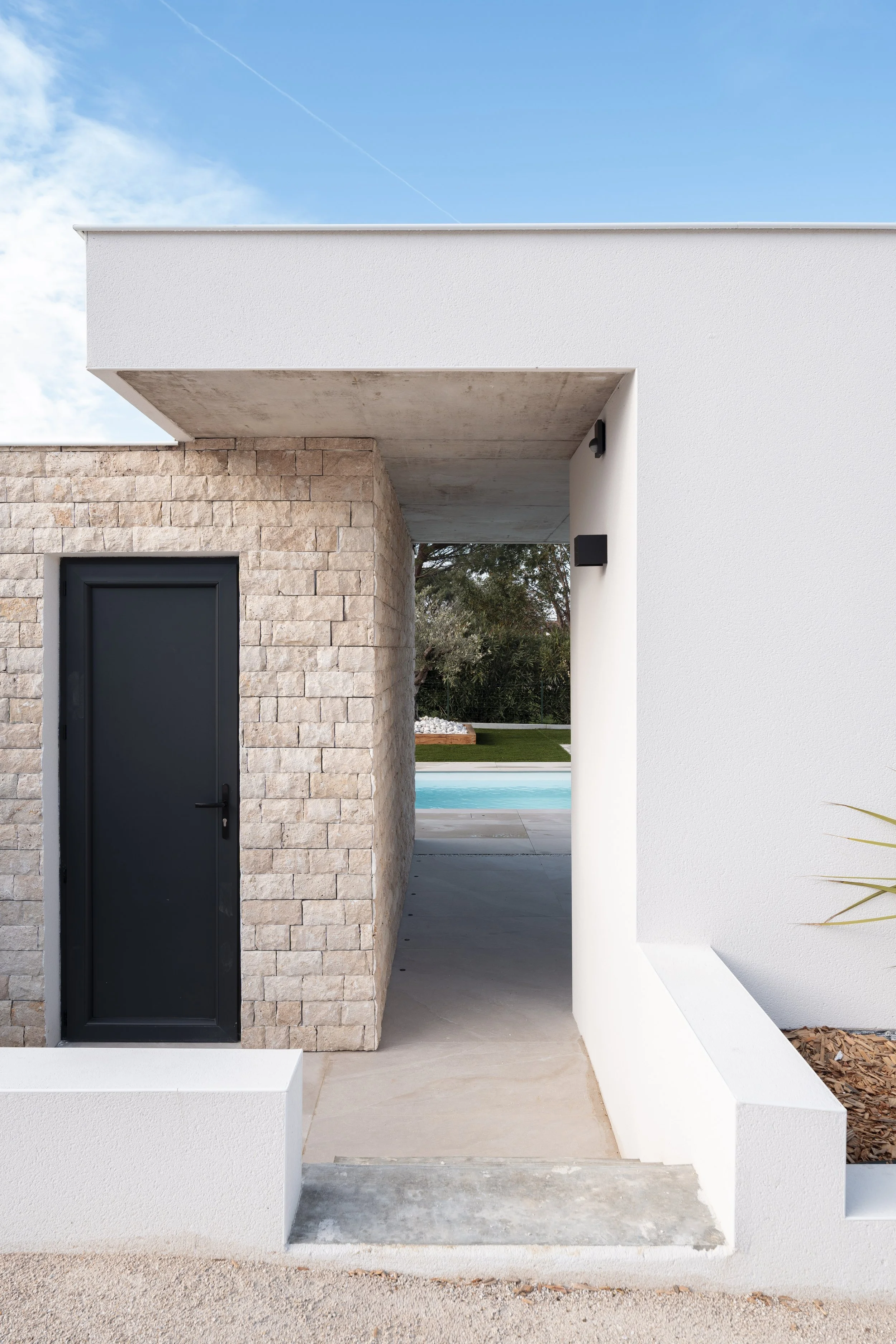 Pool House_Anais Magnabal_@Alexandre Le Gratiet-5.jpg