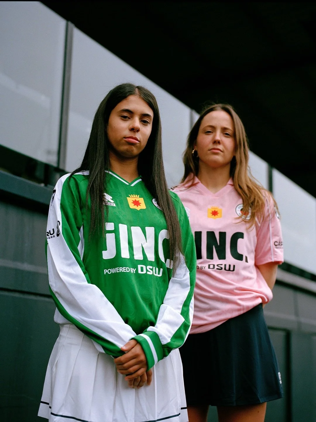 Rotterdam op je borst. Drie Rotterdamse iconen. Eén collectie.Excelsior Rotterdam × WOEI × Robey.jpg