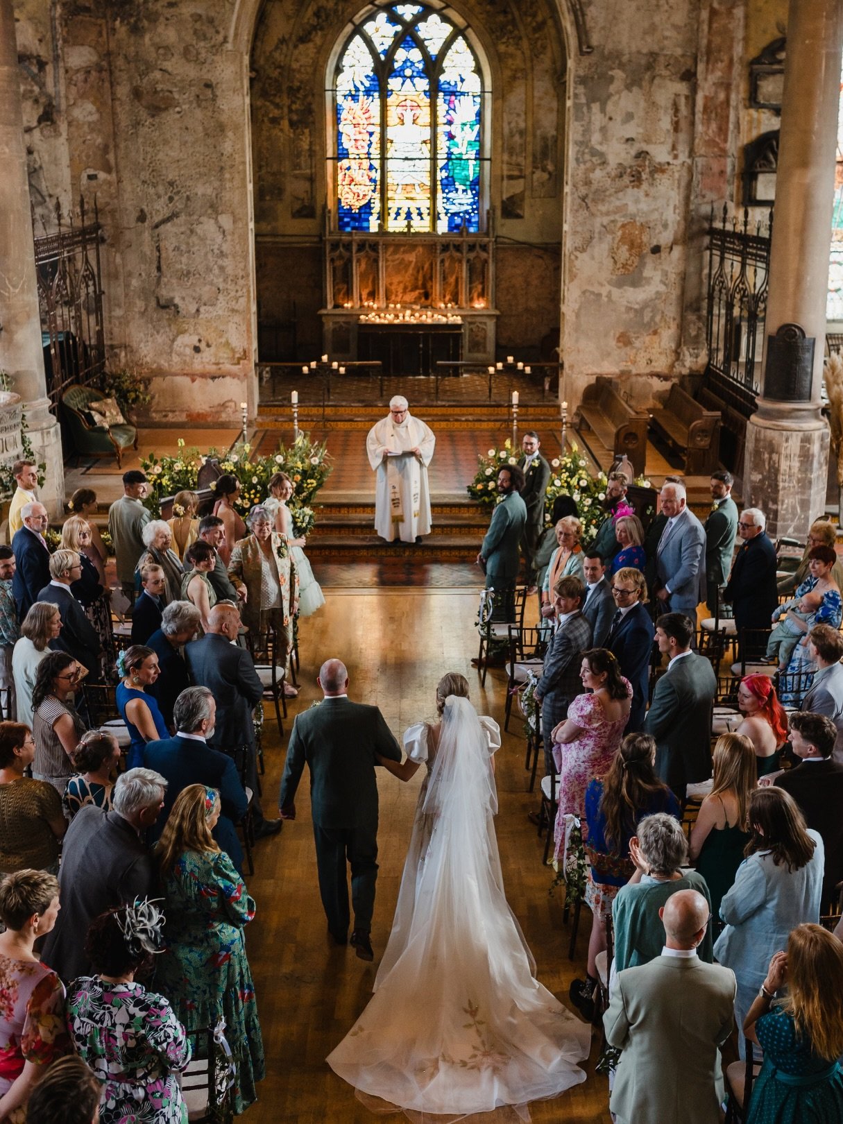 I could preach about this all day long. Would I book a second shooter if I was getting married? ABSO-FLIPPIN-LUTELY.

Why? 👇🏻

I guess the other angles and having more photos of THE MOST INCREDIBLE DAY speak for itself. 💁🏻&zwj;♀️

@themountwithou