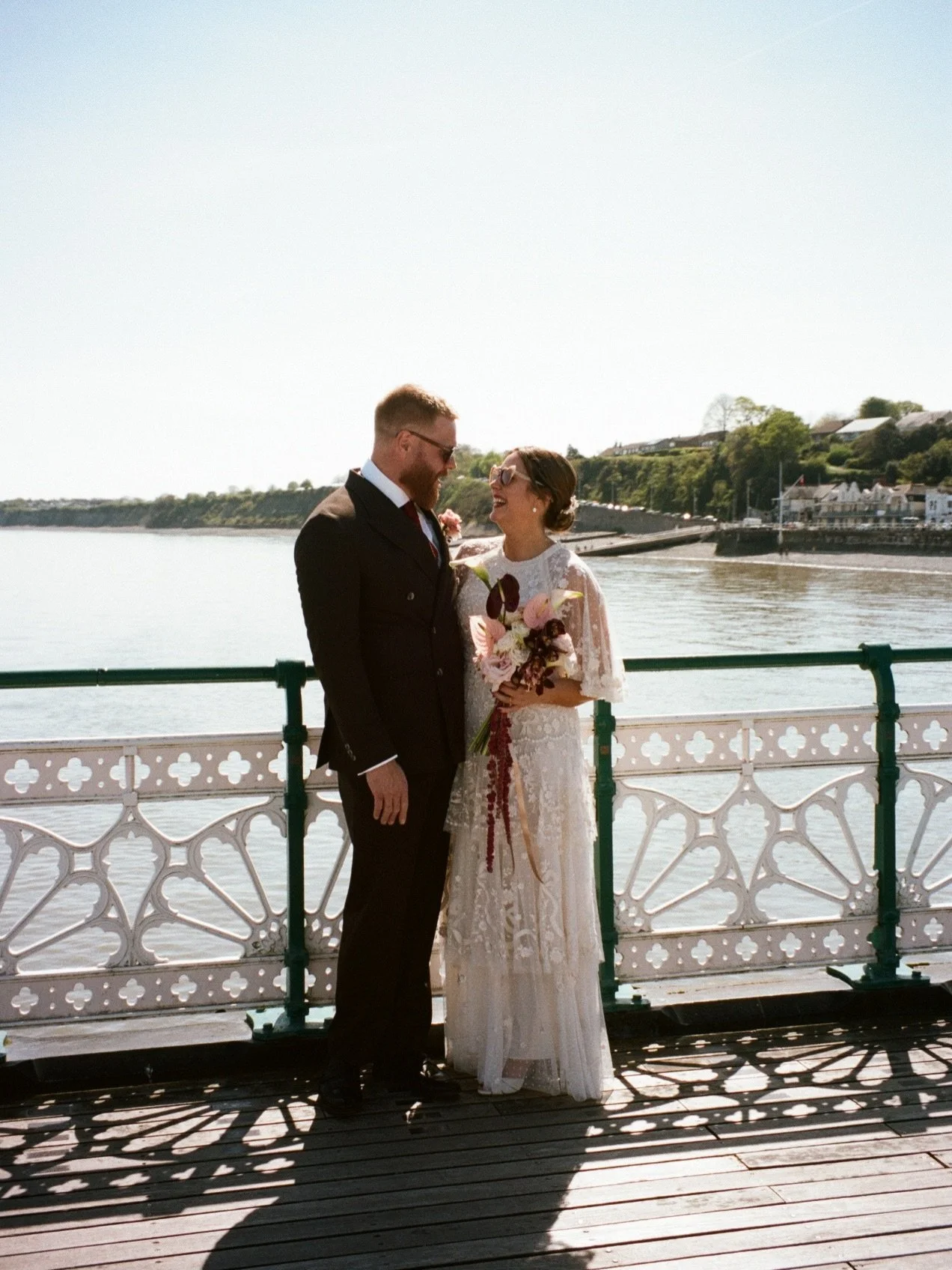 The difference between digital and film. 🎞️

@carrielou @markymarkfowler

Epic Suppliers:
Ceremony - @penarthpierpavilion
Reception - Paget Rooms
Stylist/Coordinator -@stylesuper.market
Photographer -@michellehugglestonphotography
Second Photographe