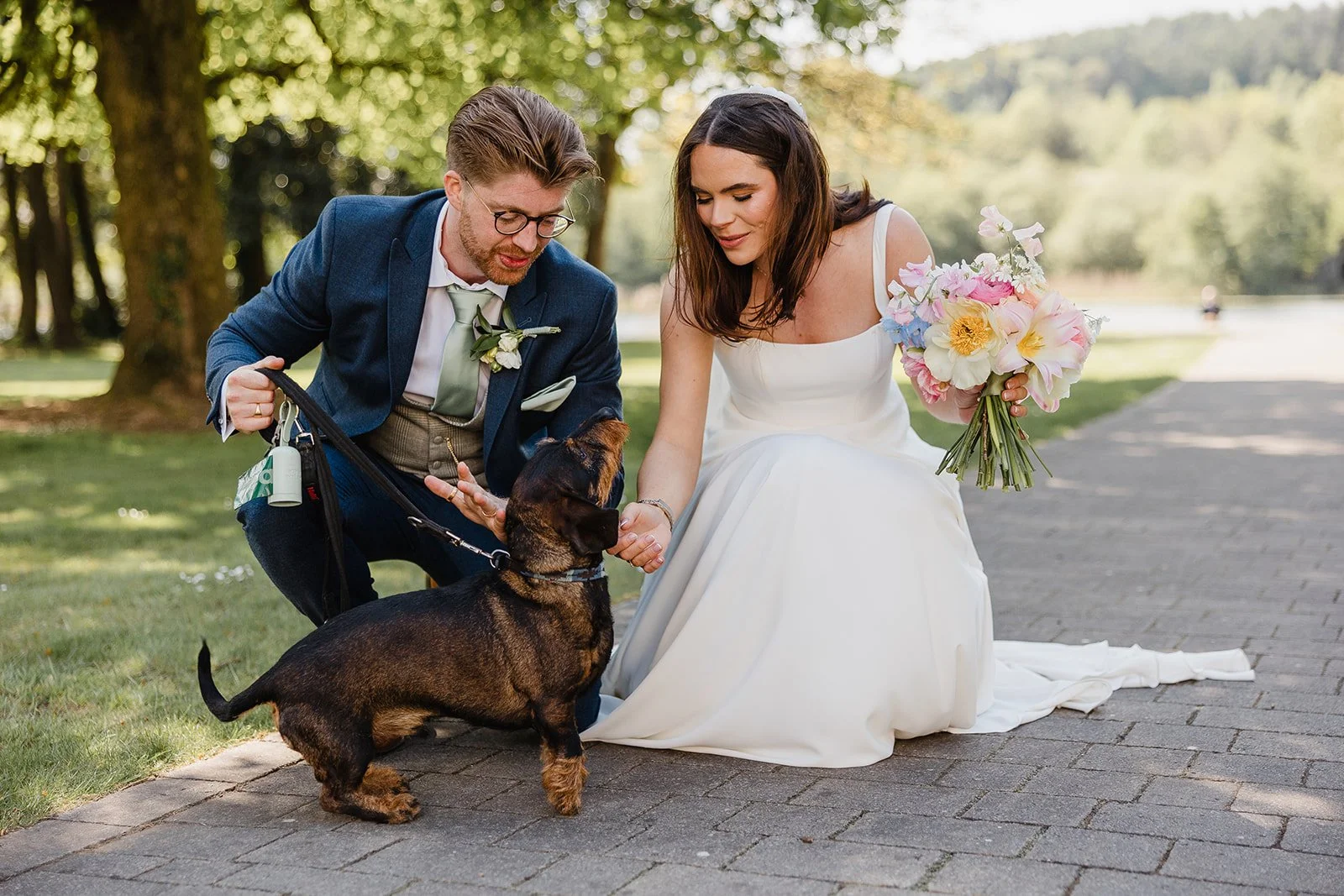 natural-wedding-portraits-with-dog.jpg