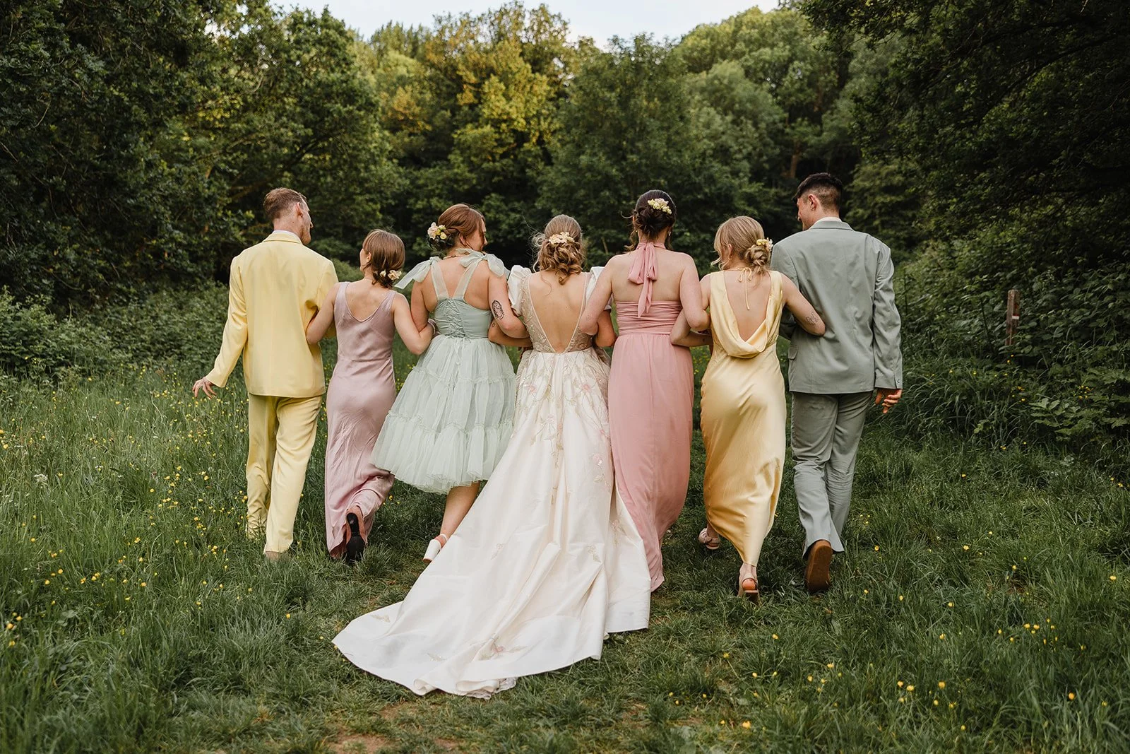 natural-wedding-party-photos-bristol.jpg