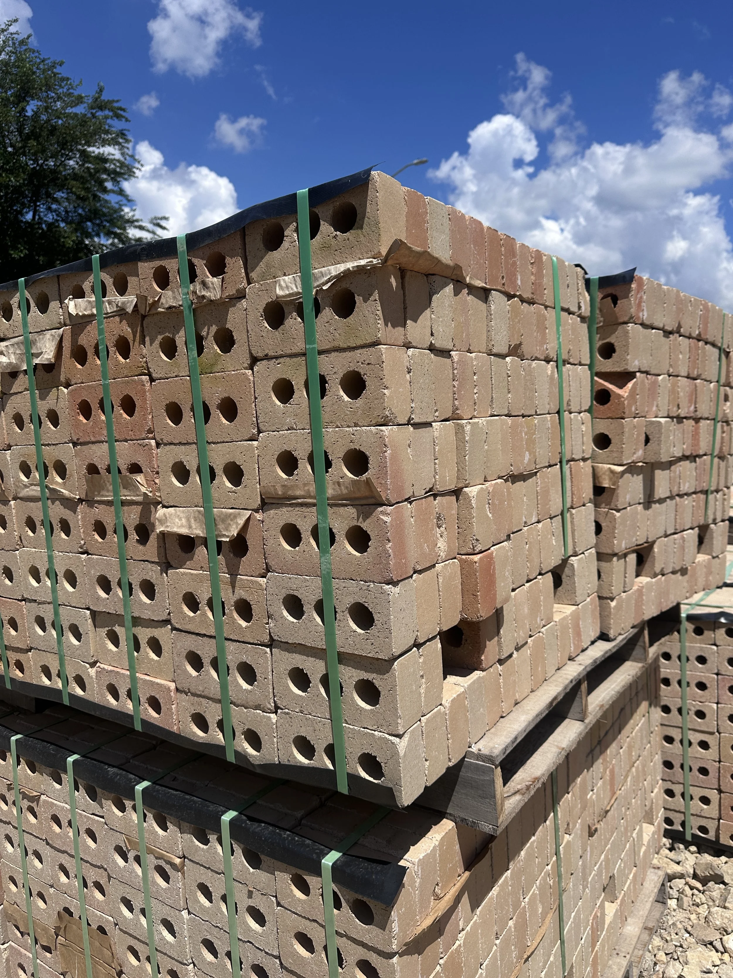 06.22.2026 - Bricks for the facade of Luna and The Kaleidoscope (B1.)