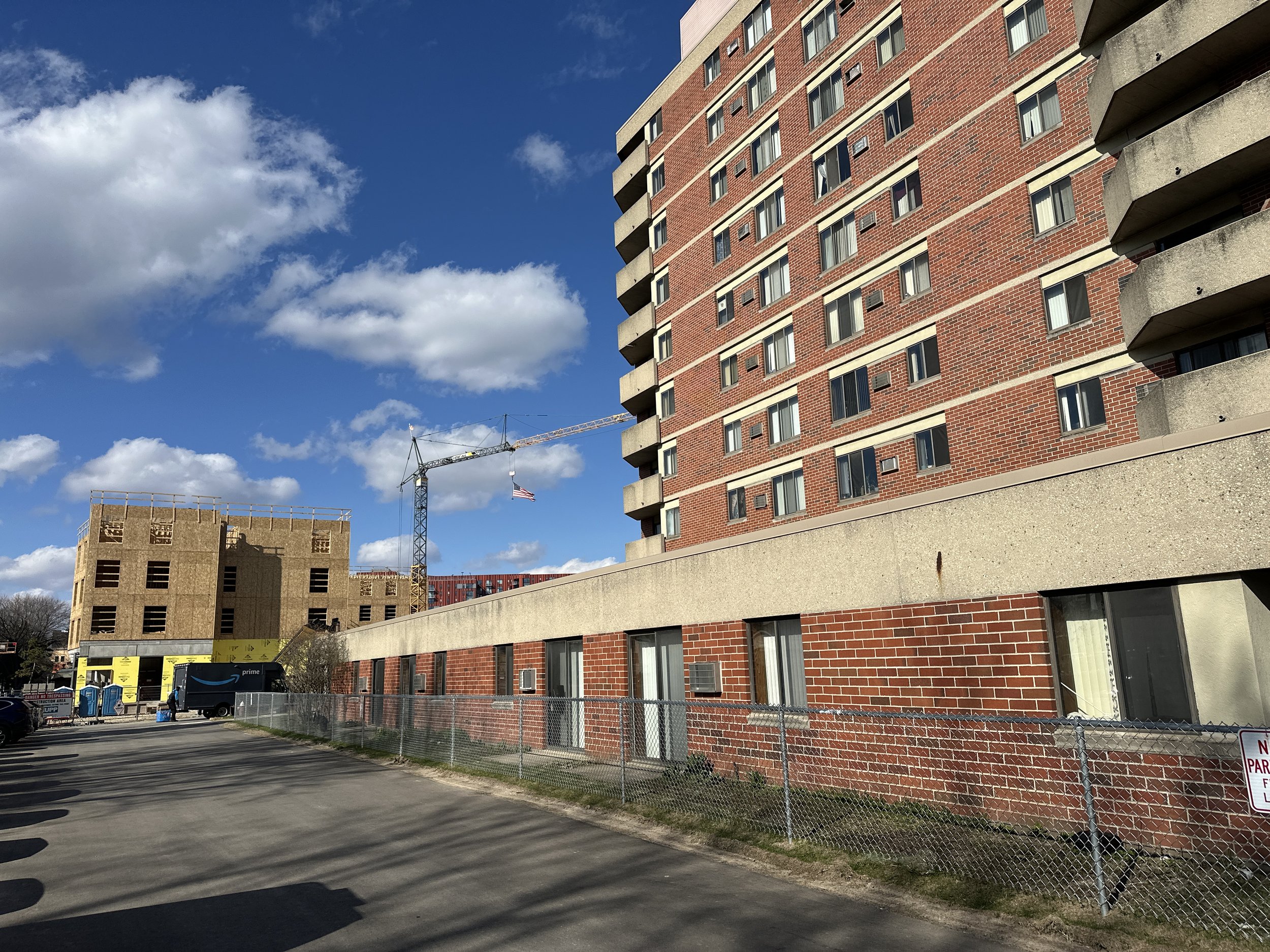 04.06.2026 - Brittingham residents have a great view of the construction of their new homes at Luna (B1.)