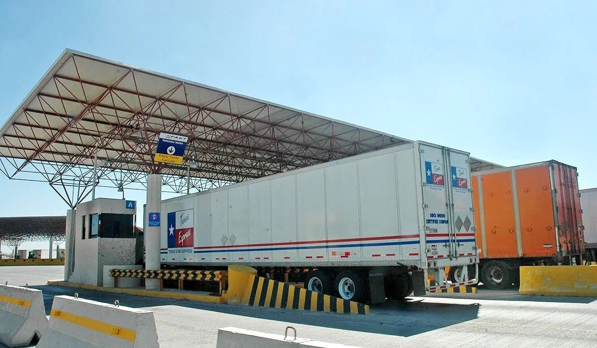 El Aviso de Cruce está diseñado para facilitar el despacho aduanero de las mercancías mediante la transmisión anticipada de información