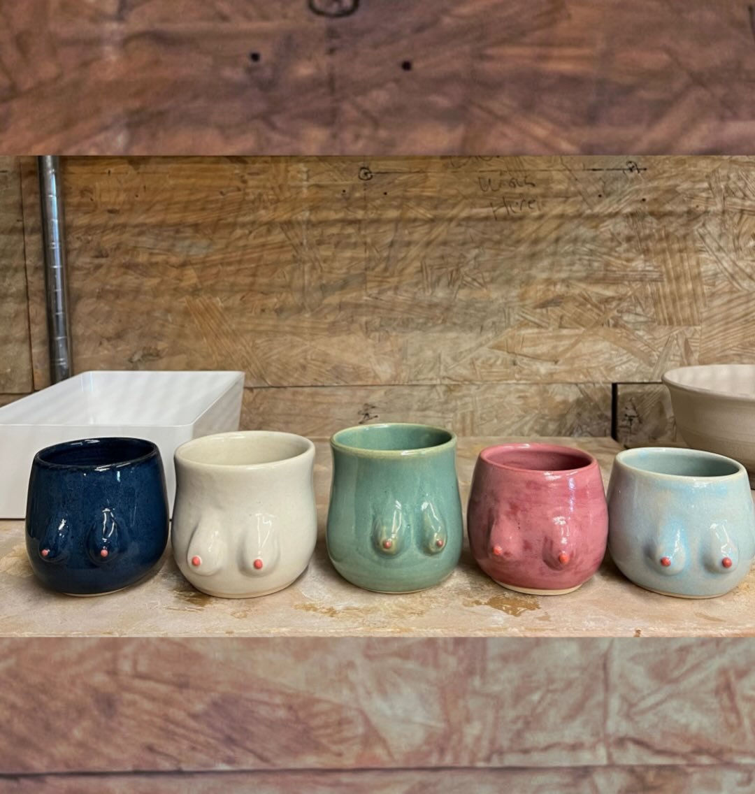 super cute mugs by super cute @jesssness1 😍