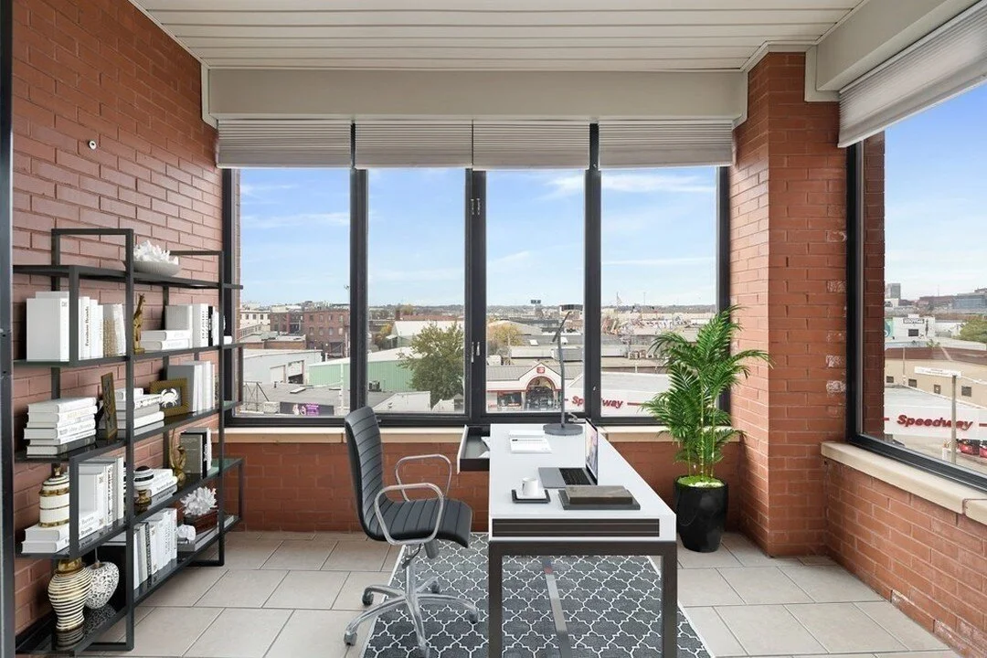 How would you use this bonus space at our Southie listing?

📍152 Old Colony Ave, Unit 24, South Boston
🏡 2 Bed | 1 Bath | 815 SqFt
💰 $699,000
🤝 Listing Agent - @samrp / samrp@compass.com

View the Listing #linkinbio

#bostonrealtor
#boston #bosto