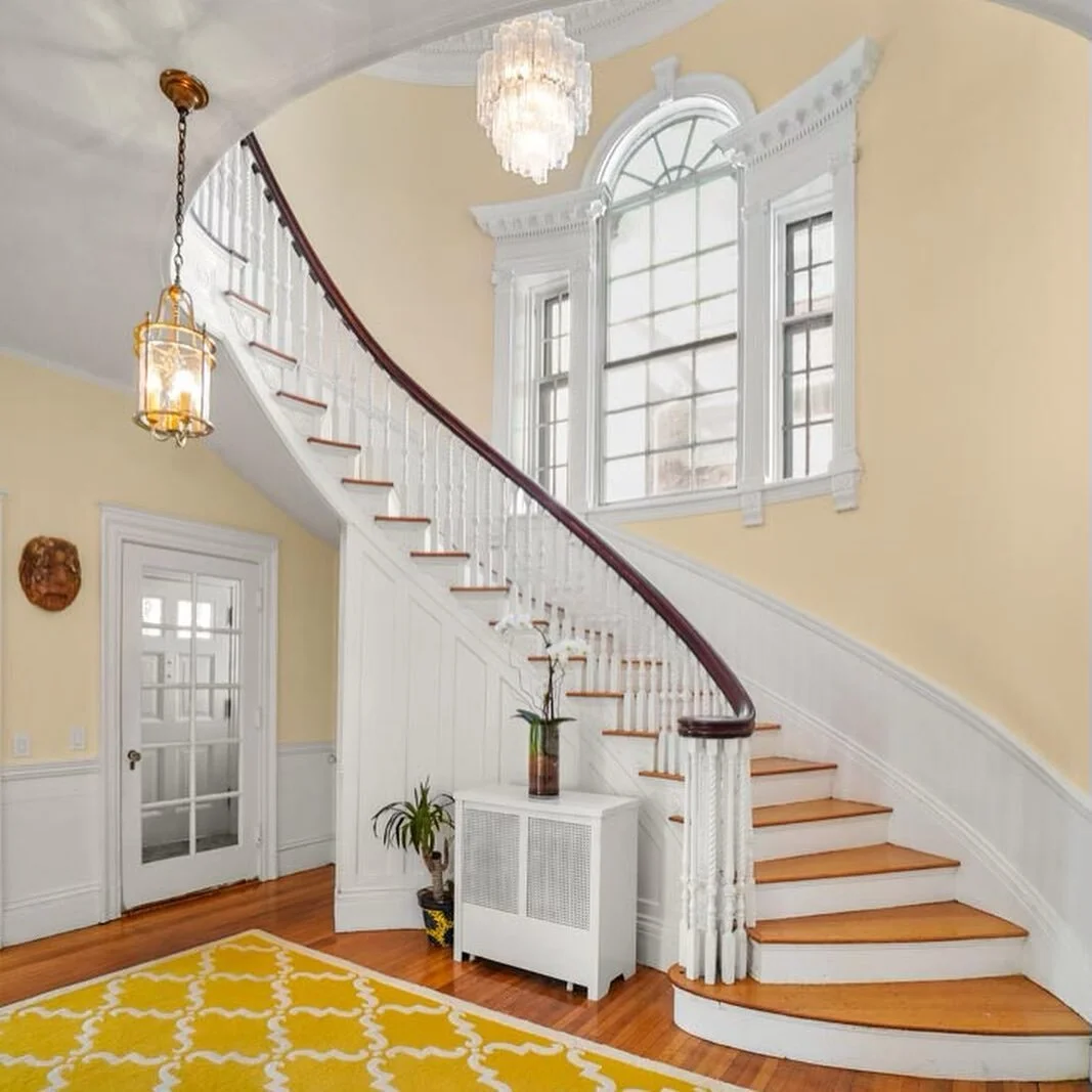 We live for the details&mdash;who remembers our incredible listing at 11 Wayne Street?

The home was featured in The Sunday Globe as a Home of the Week and was rated one of the Globe&rsquo;s top 10 homes of the year ✨

Dorchester is home to propertie