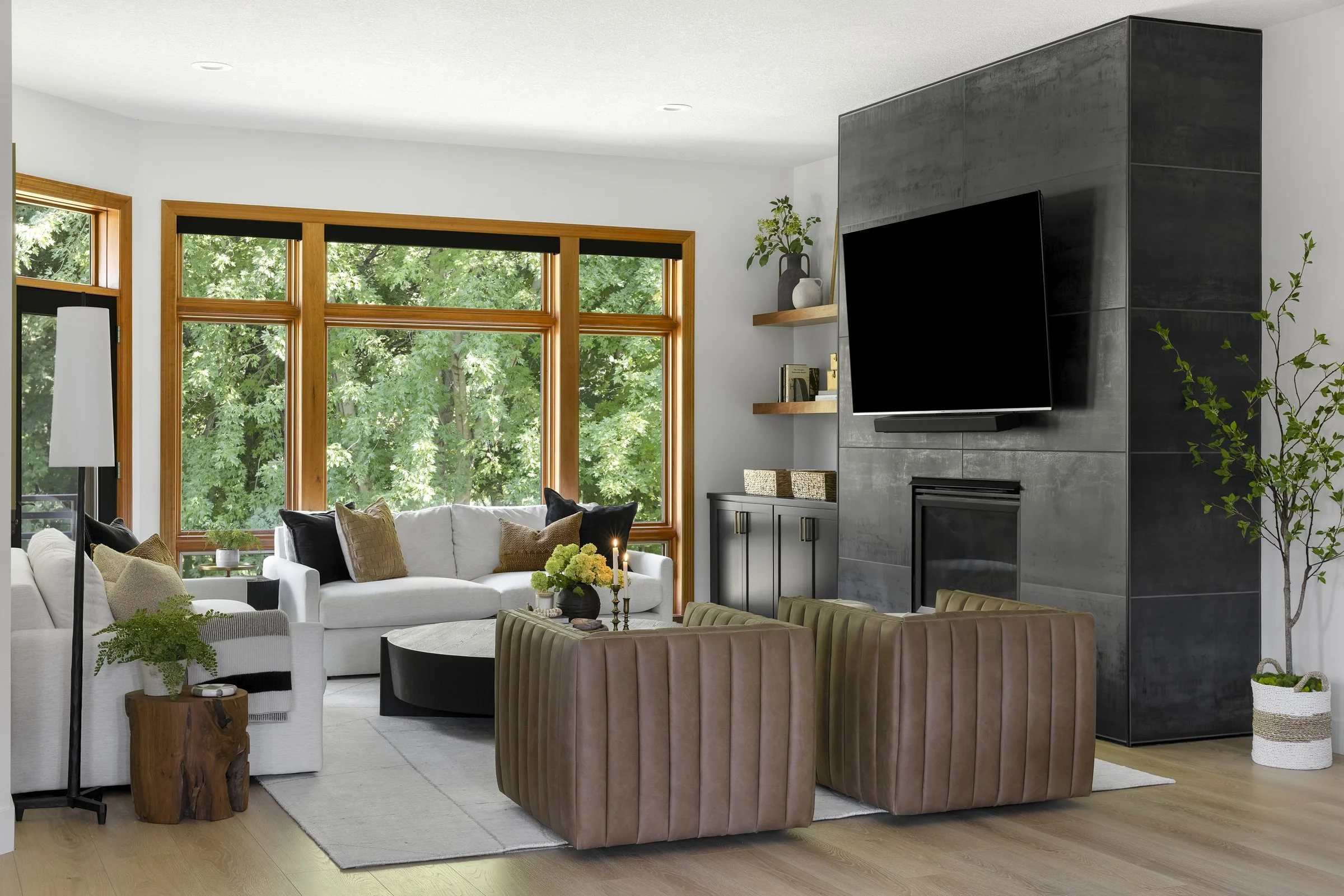 Sarah Bell Design Studio + RCM Renovations - Wilds Pkwy NW - 002.jpg