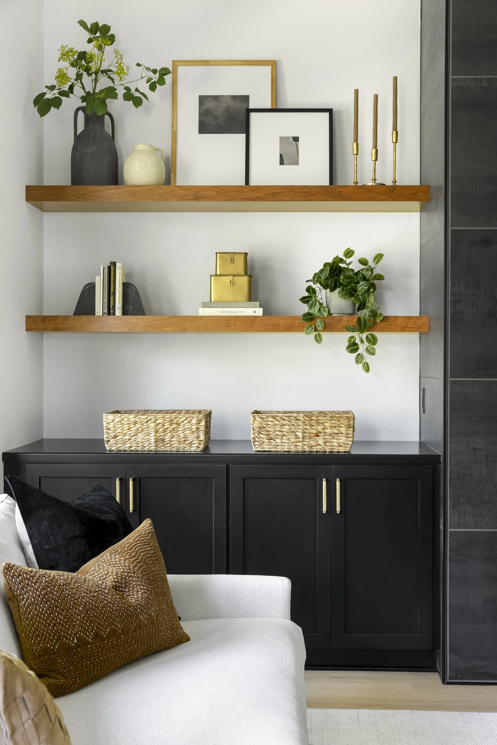 Sarah Bell Design Studio + RCM Renovations - Wilds Pkwy NW - 006.jpg