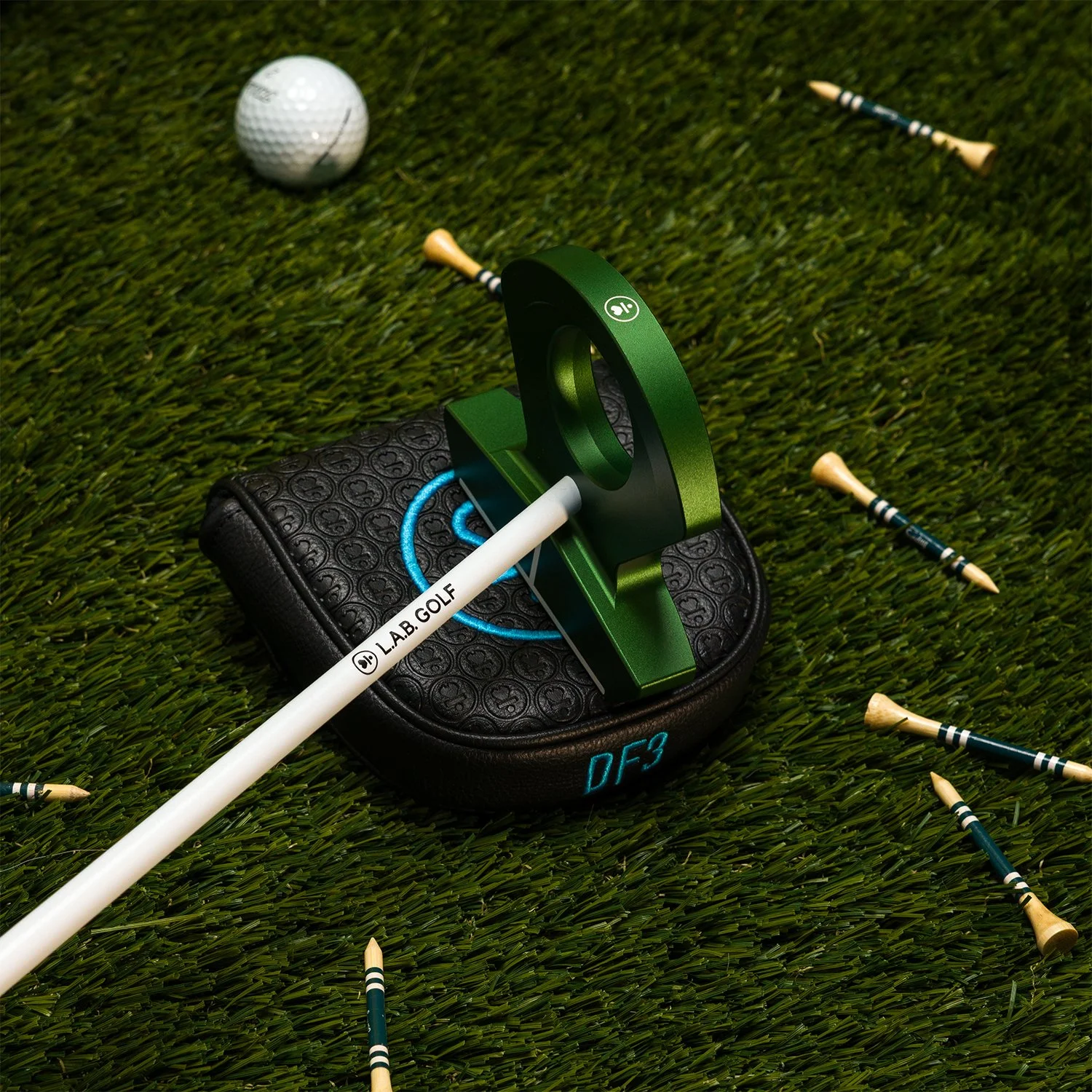 Masters_staff_bag_a1_WEB.jpg