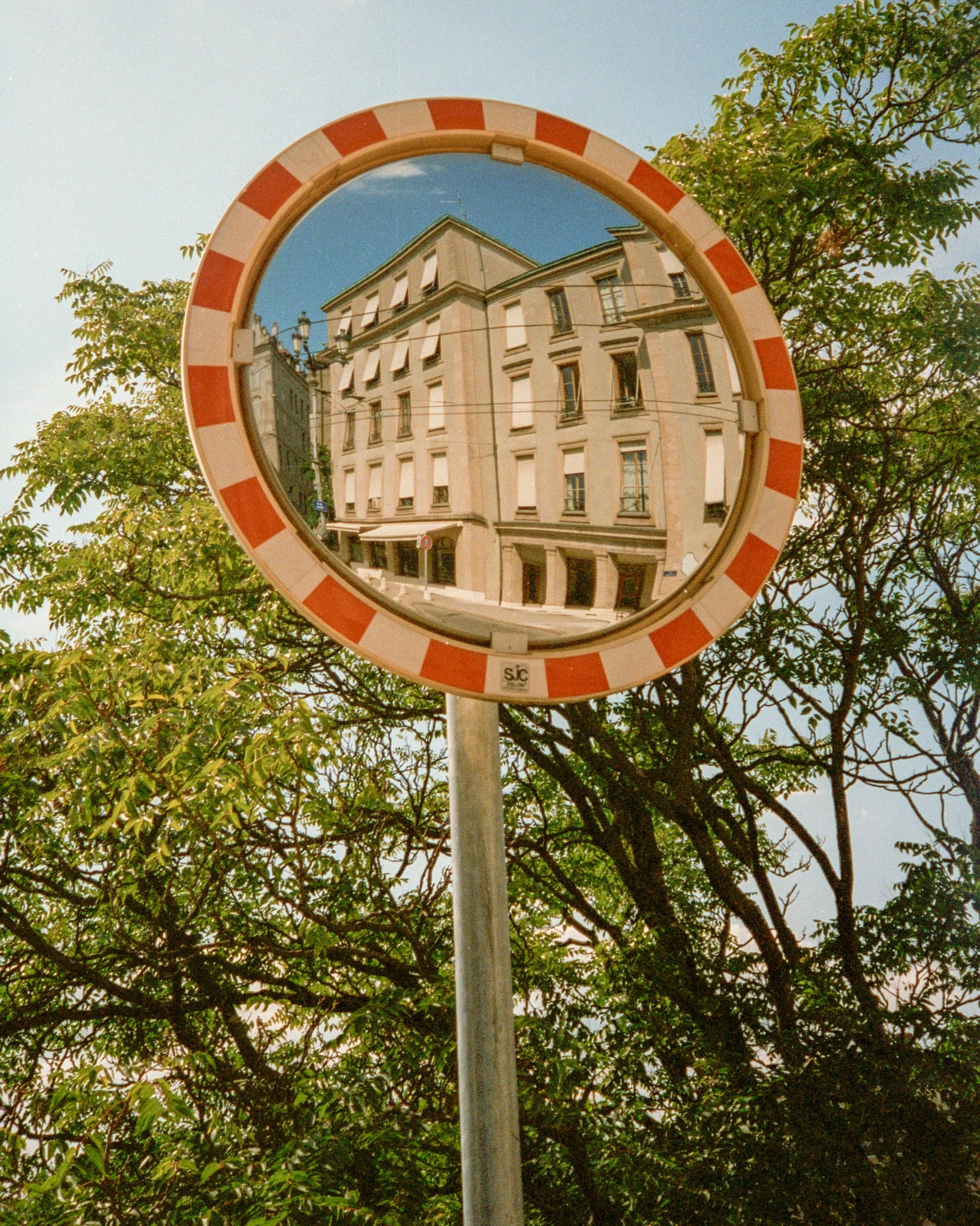 web-006.jpg