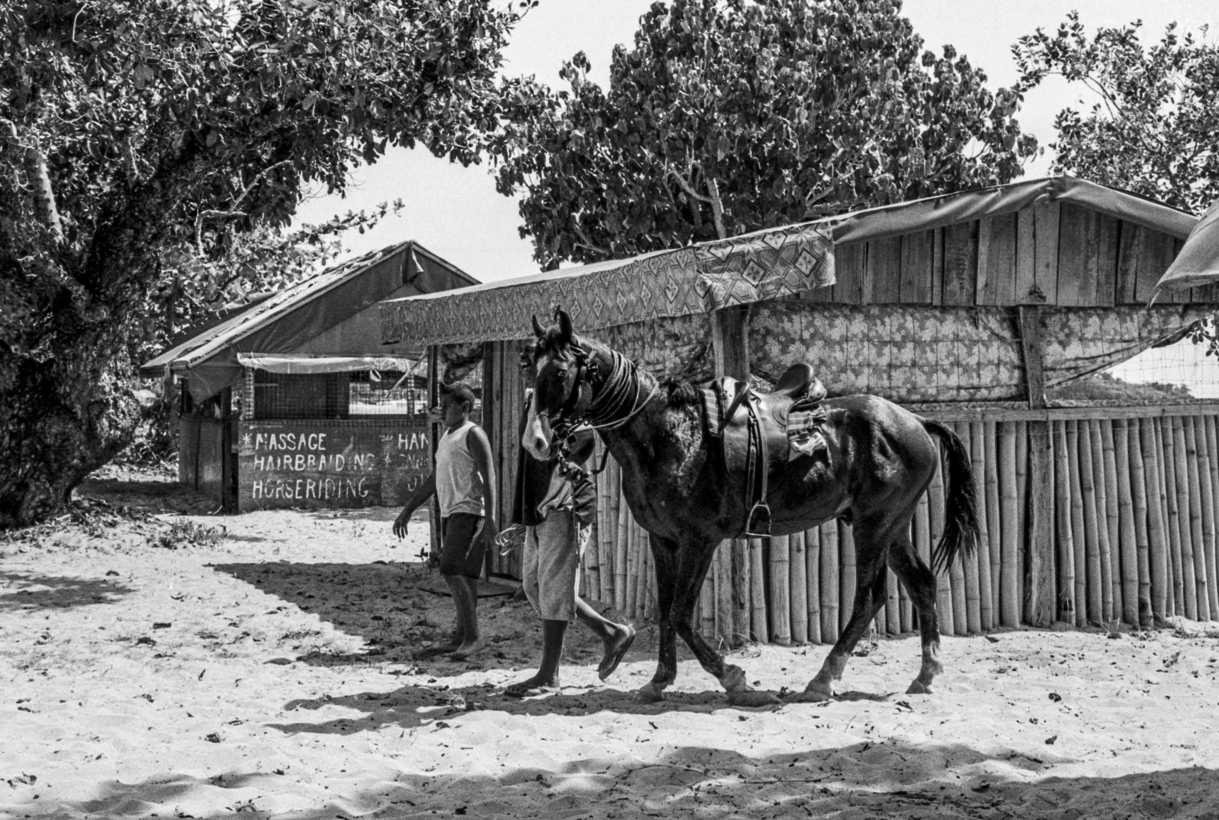 FIJI_B&W-32.jpg