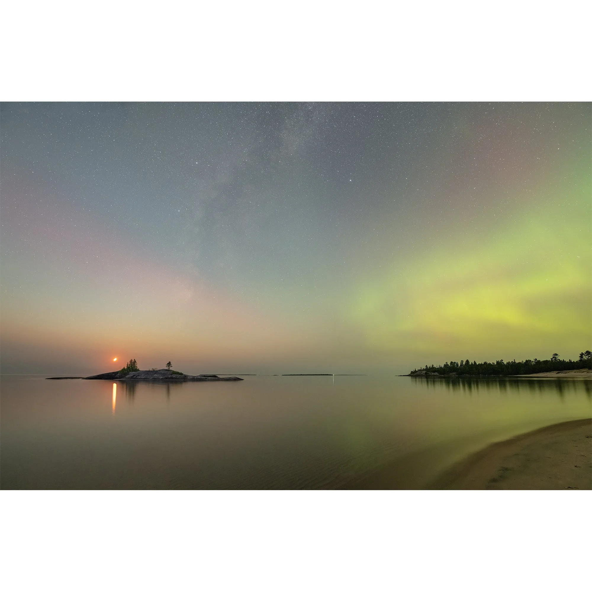 Bathtub Island Aurora SARarc