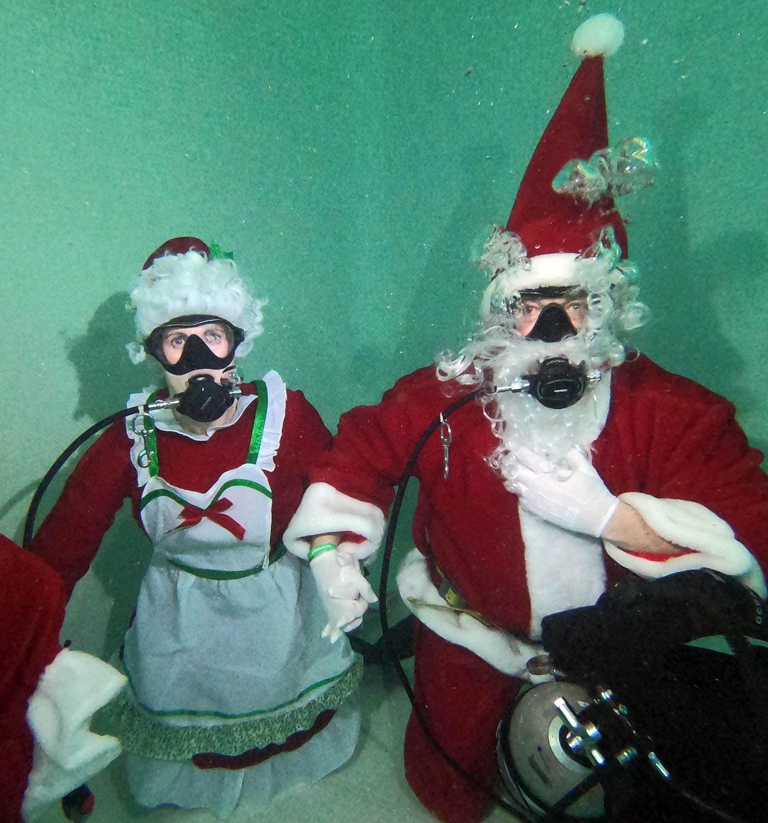 Mr and Mrs Santa Claus Scuba Diving.JPG