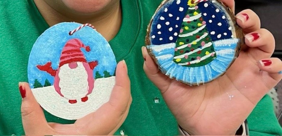 ART PLAYSHOP: Painting Wooden Holiday Ornaments