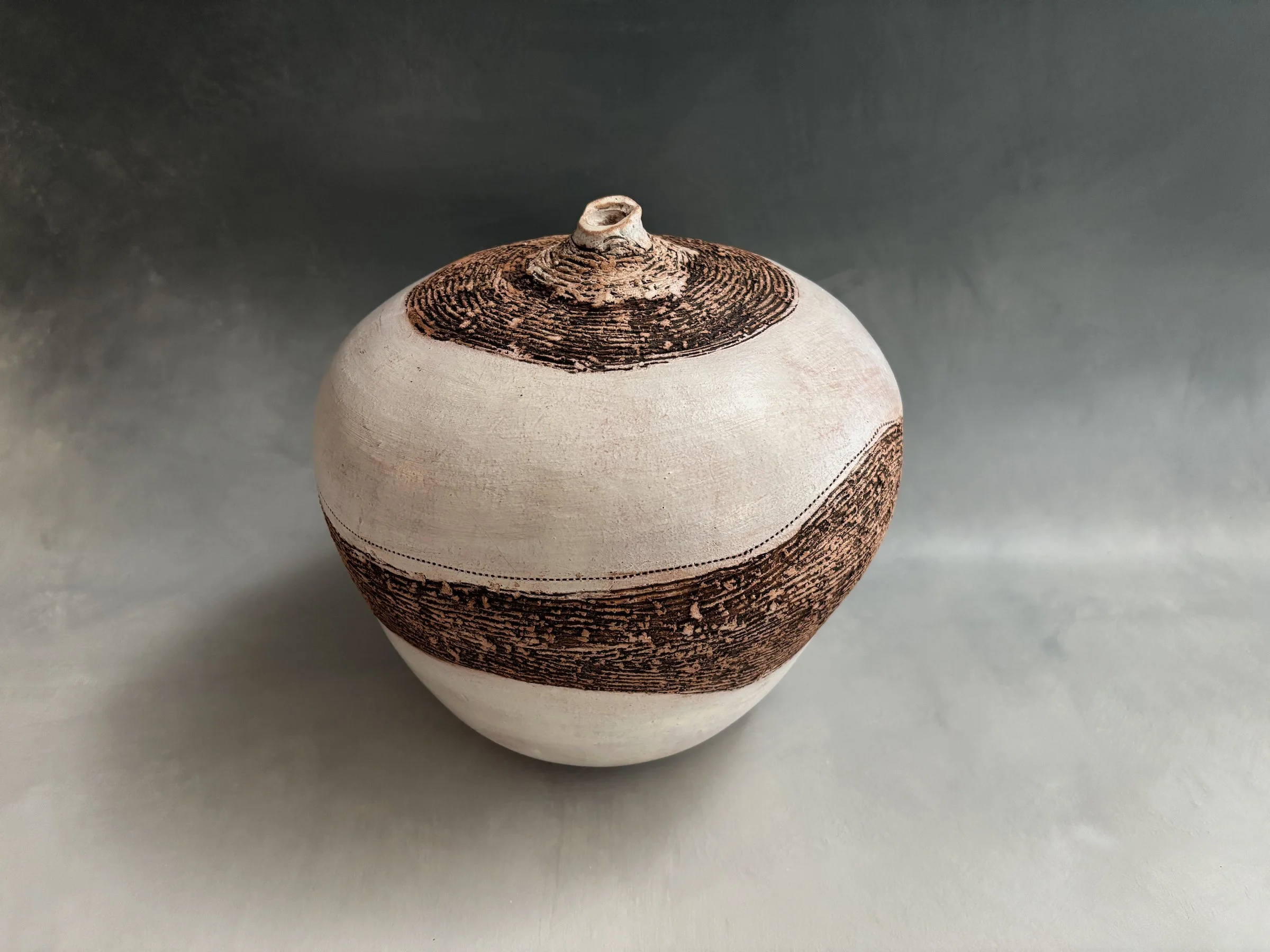 Kay Franz _ Textured Vessel 26.4 - Kay Franz.jpg