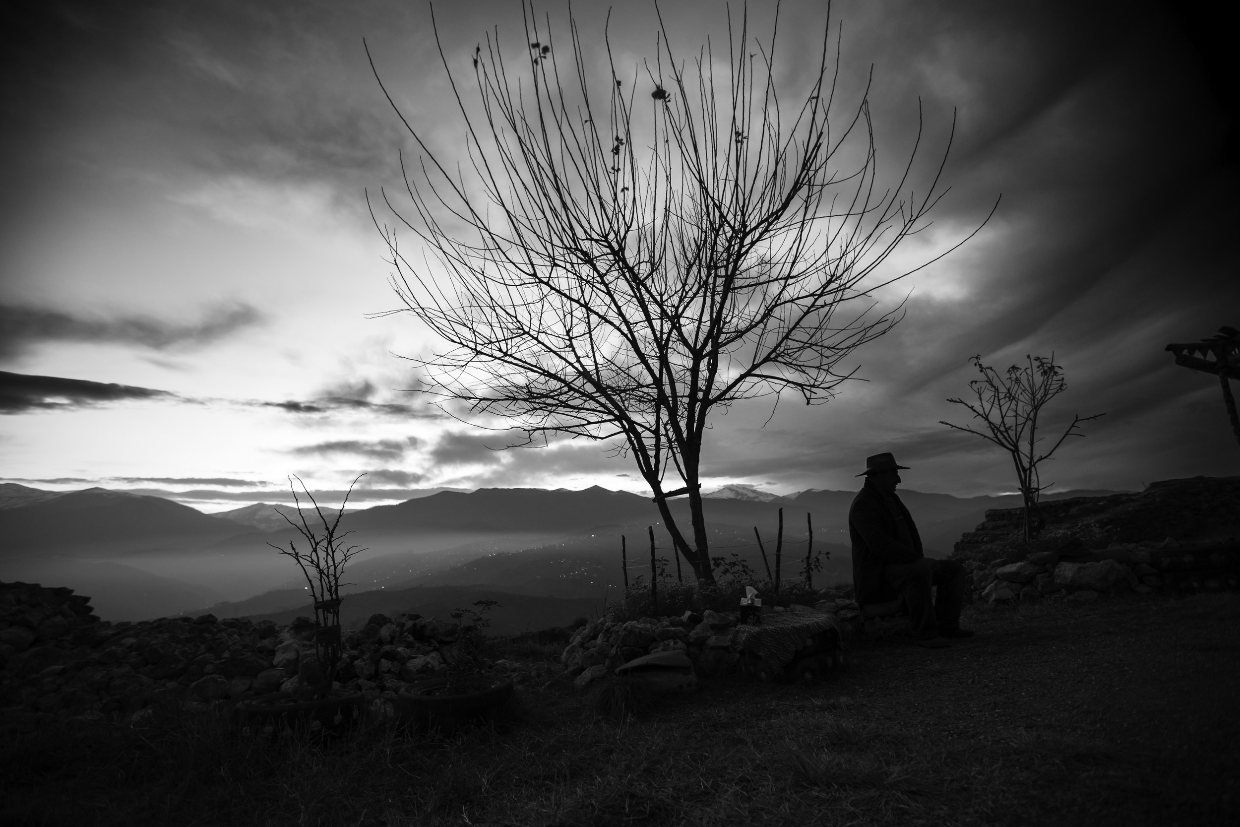 Foad S.M., Untitled, photo paper, 11 x 14 inches