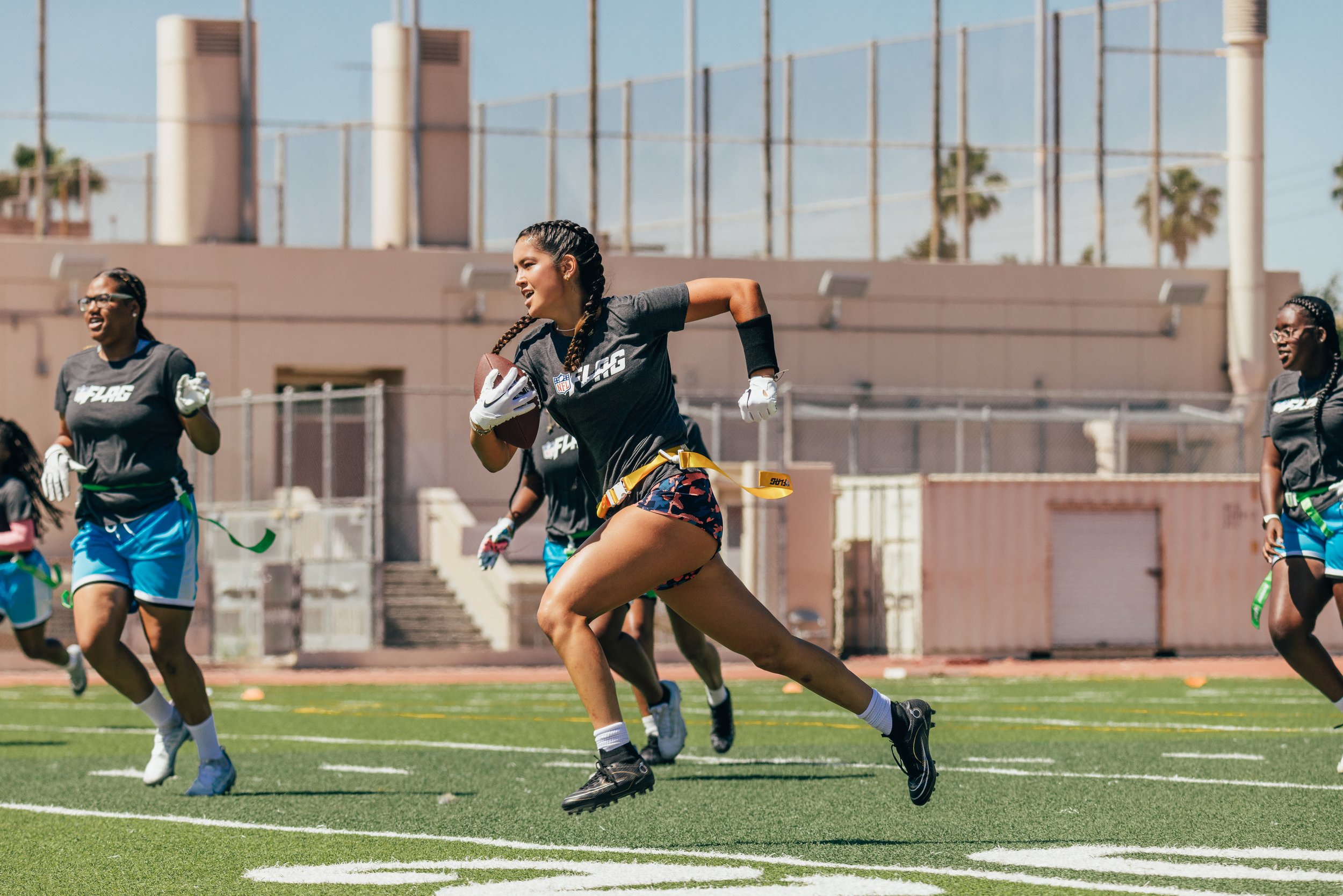 NFL-FLAG_Lets-Play_7-10_GHOST_PERFORMANCE_GIRLS_1002.jpg