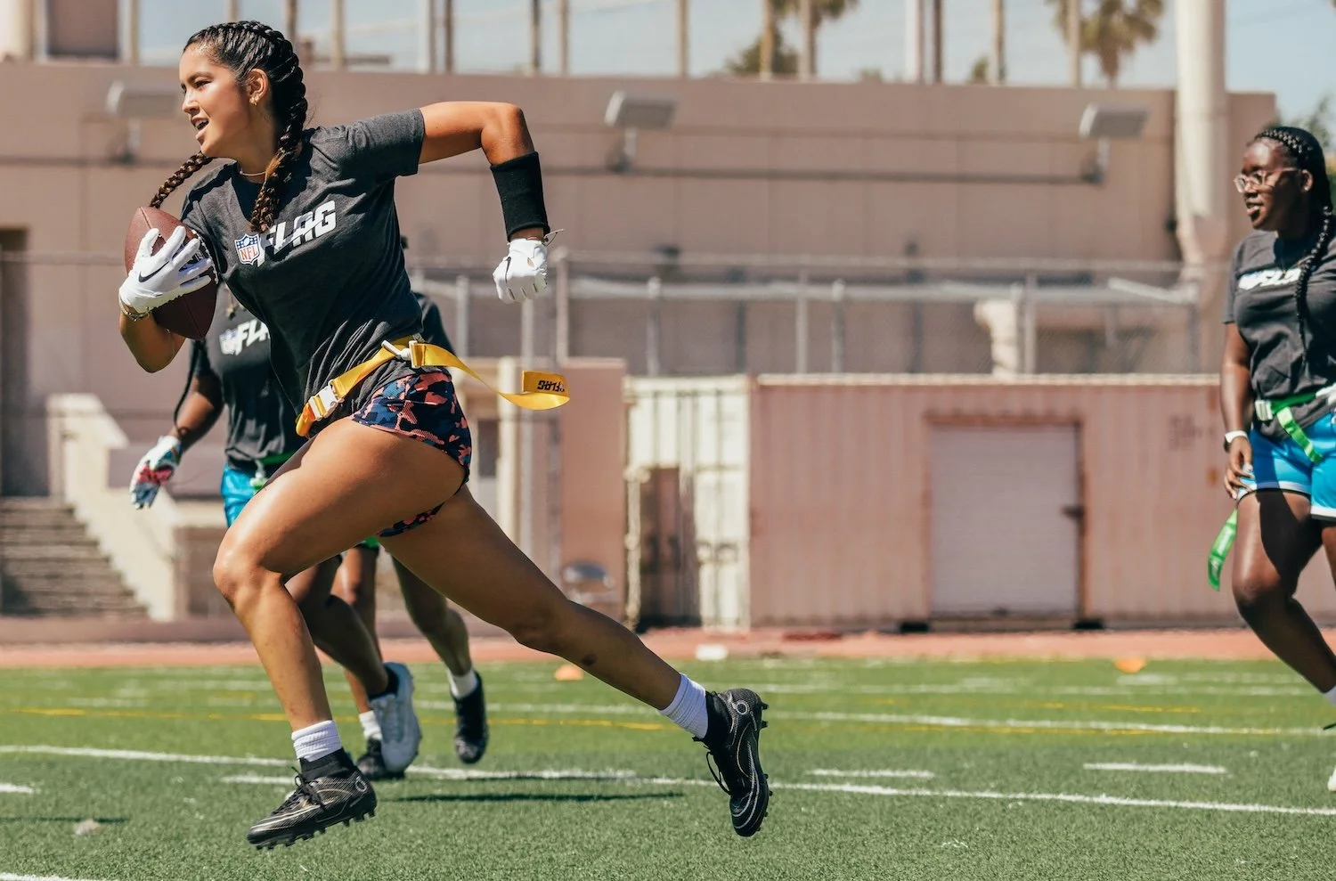 NFL-FLAG_Lets-Play_7-10_GHOST_PERFORMANCE_GIRLS_1002 copy.jpg