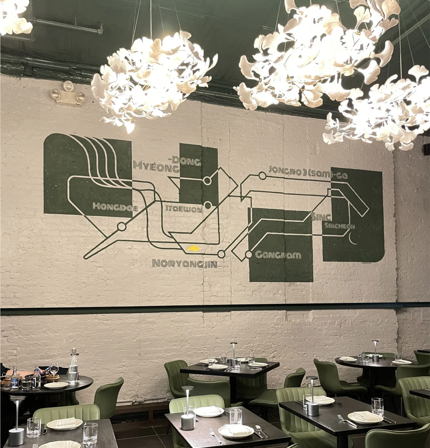 Sae Ron Restarant Mural 2024.png