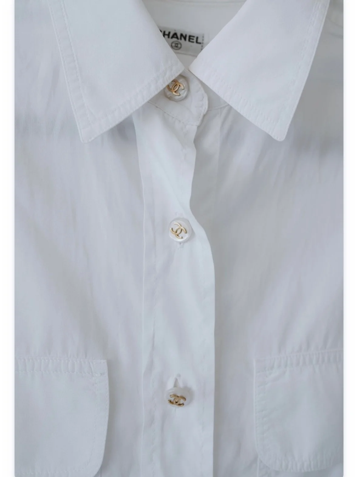 Have you heard the news? 👀 
Mesa&iacute;o store transitioning online early 2026. 

#Mesa&iacute;o #LuxuryConsignment #Canberra