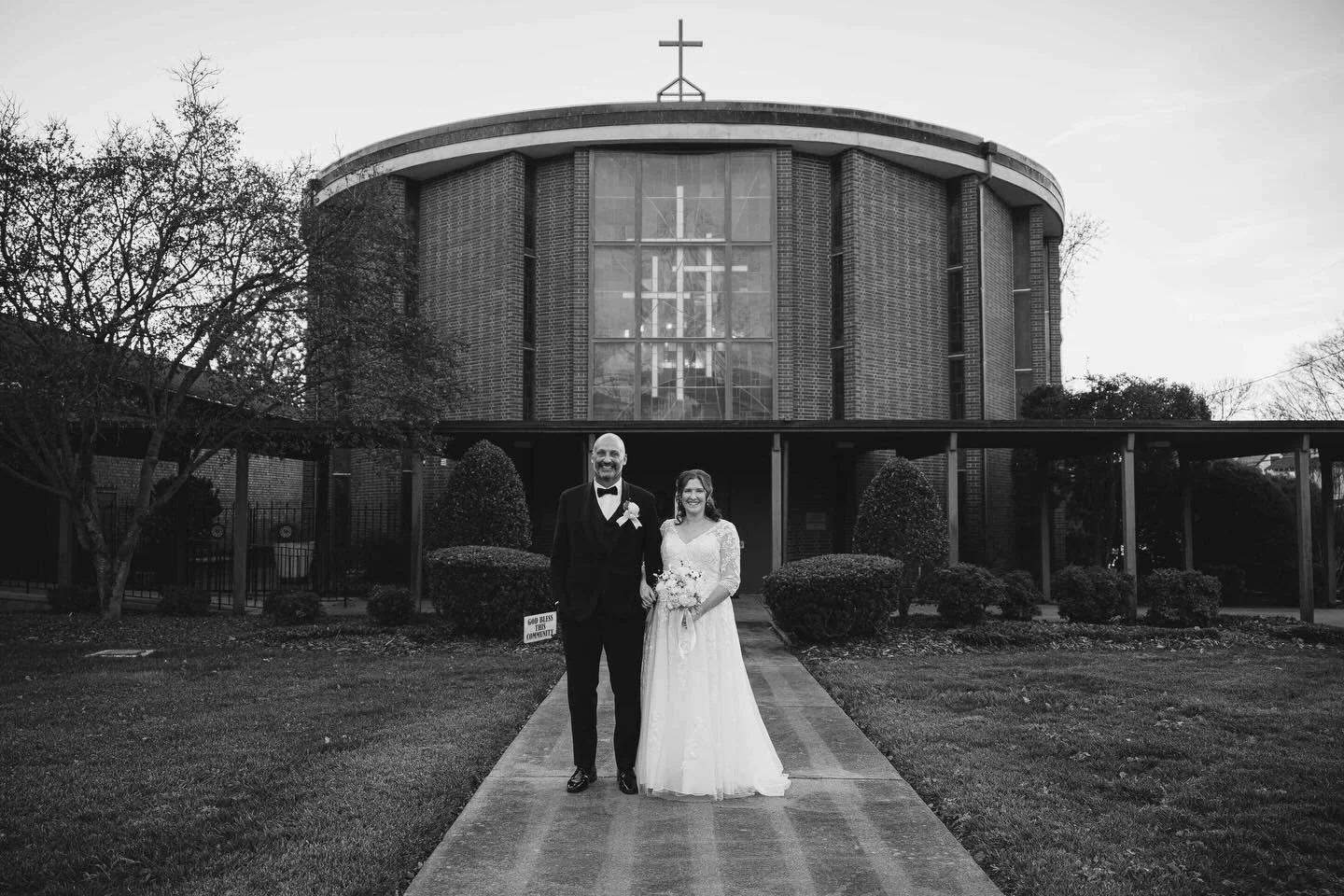 Tonight&rsquo;s sneak peeks and just like that our last 2025 wedding 💒 
June &amp; Jeremy 🎄🥰