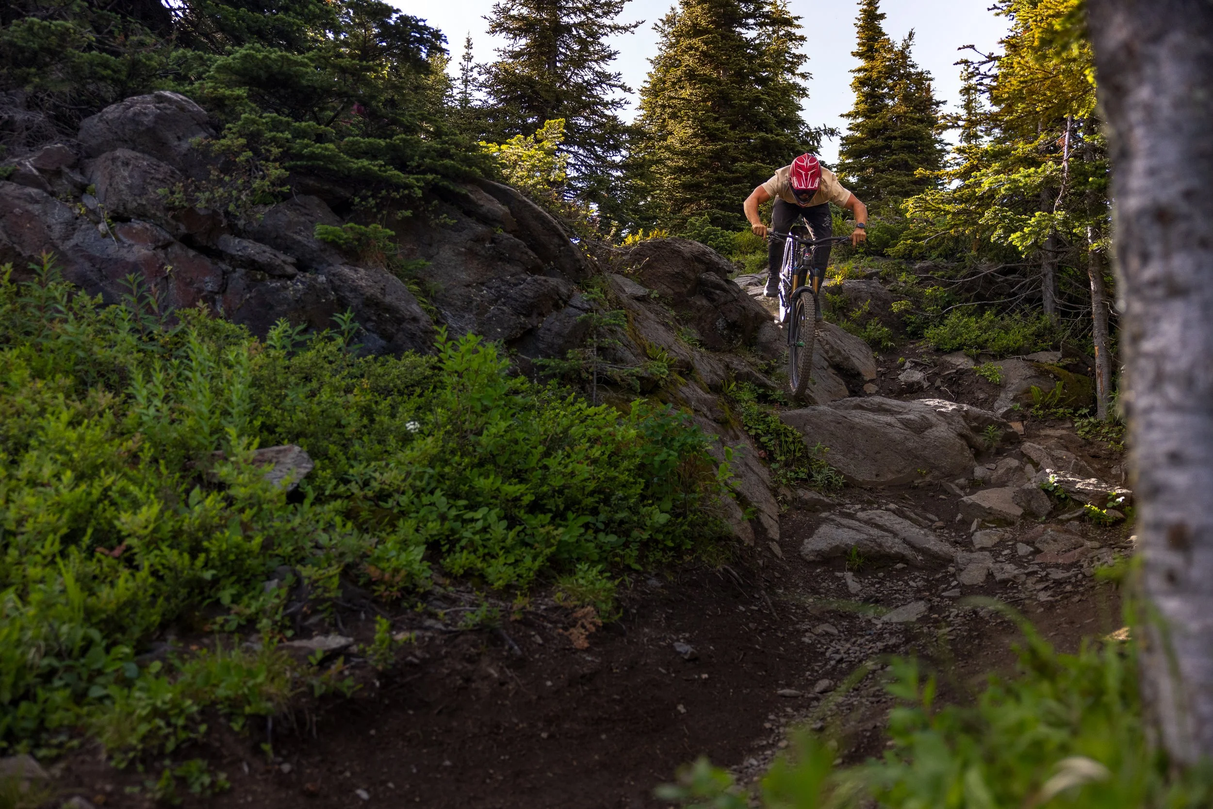 MathewWanbonPhoto_Silverstar_Sabina-Eric_bikepark-4.jpg