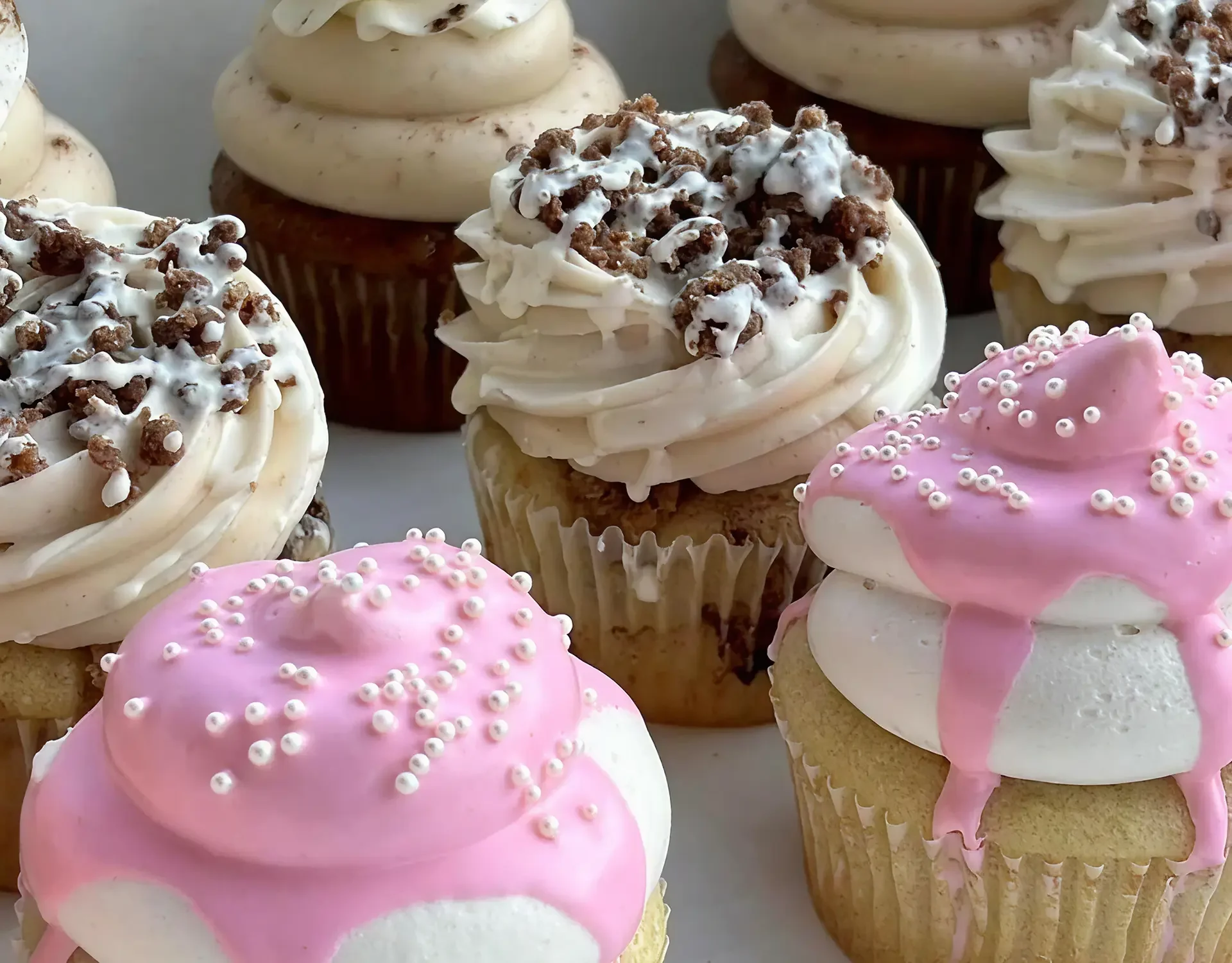 Crumm Cake Cupcakes