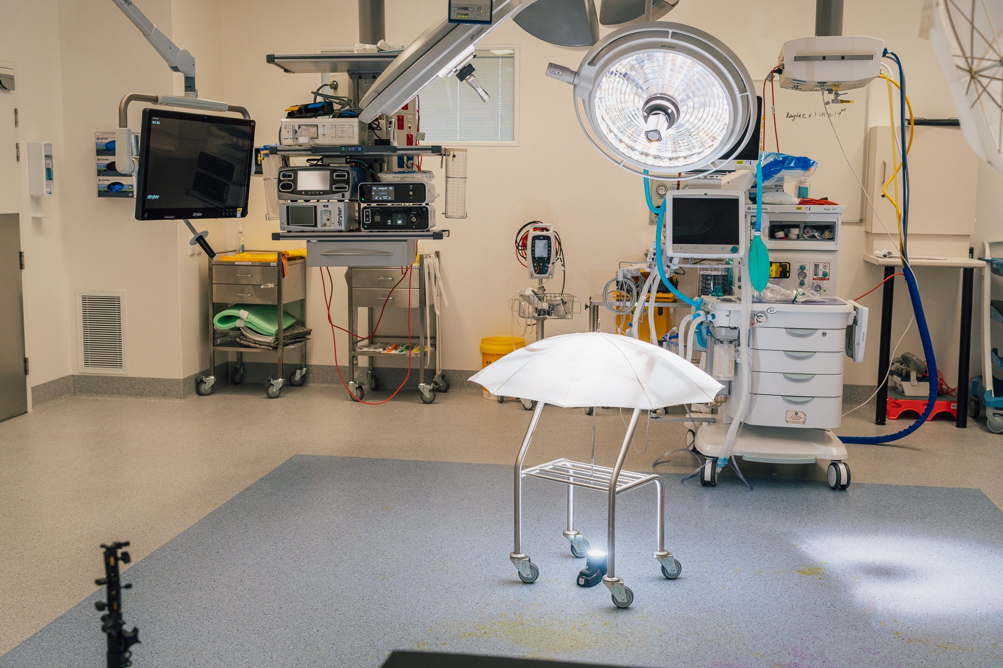 Behind the Scenes: Operating Theatre Photography Lighting Setup