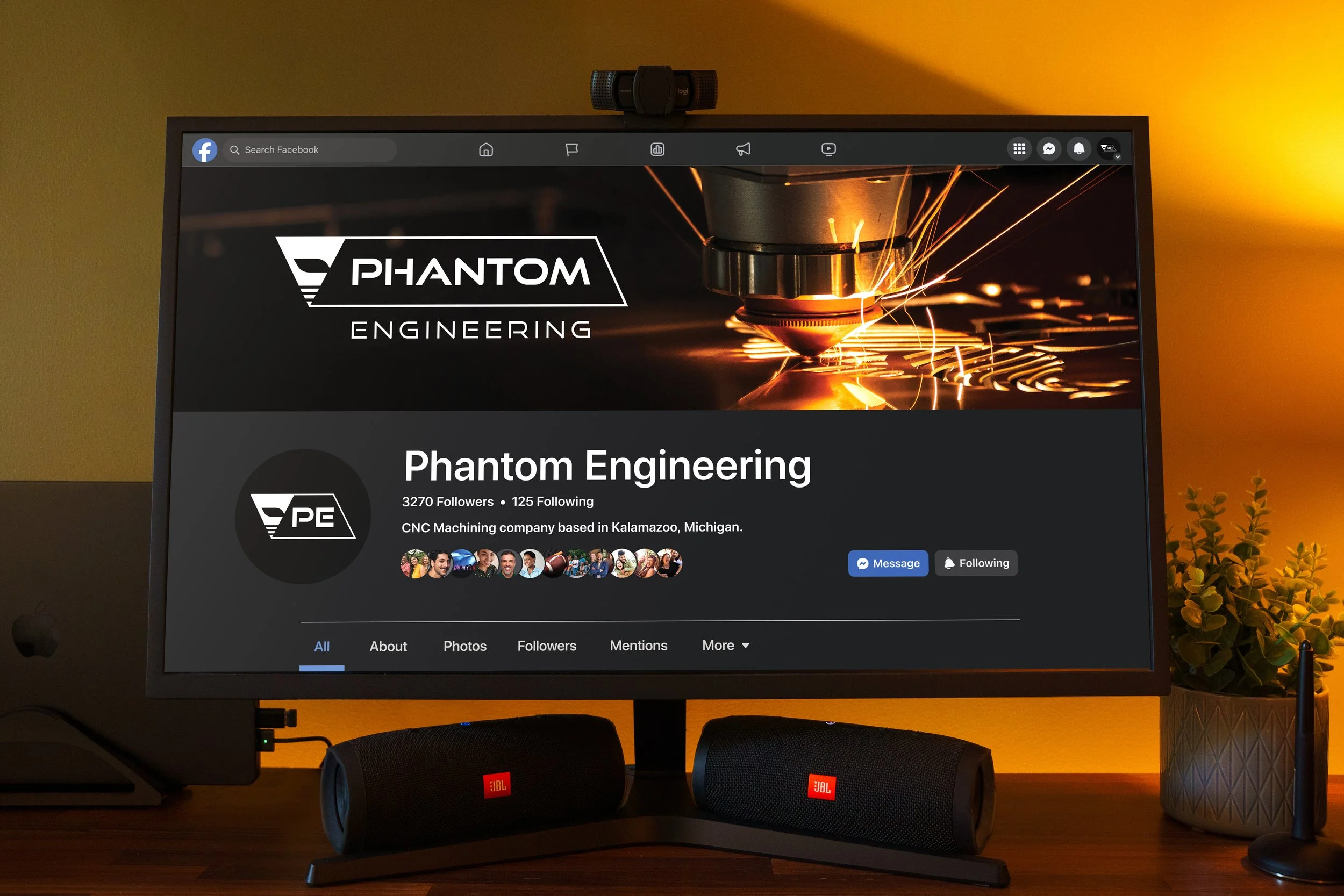 Phantom Facebook My Desktop 2.jpg