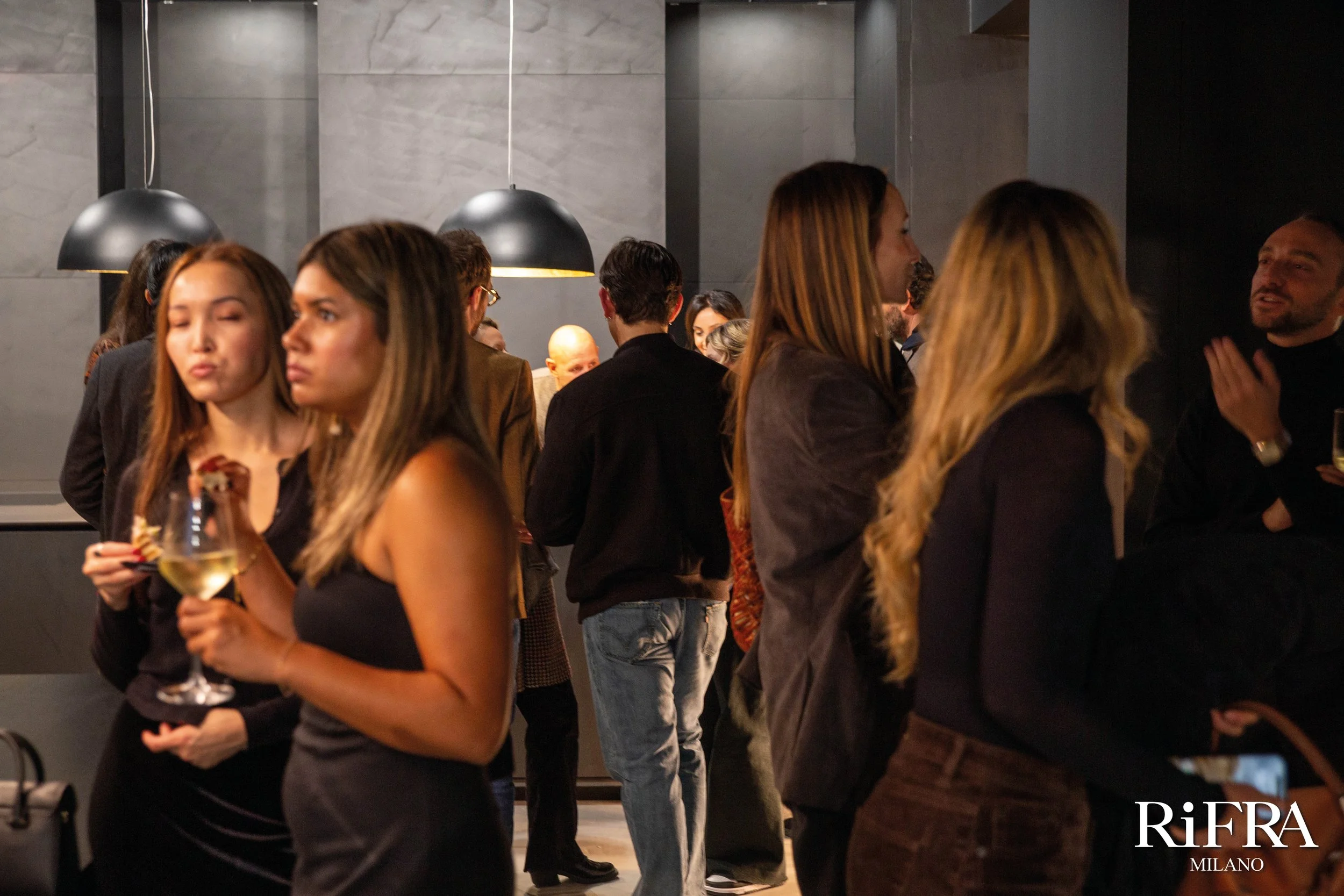 Eröffnung des neuen RiFRA Showrooms in der Corso Matteotti 1 – Das RiFRA Home erwacht in Mailand zum Leben