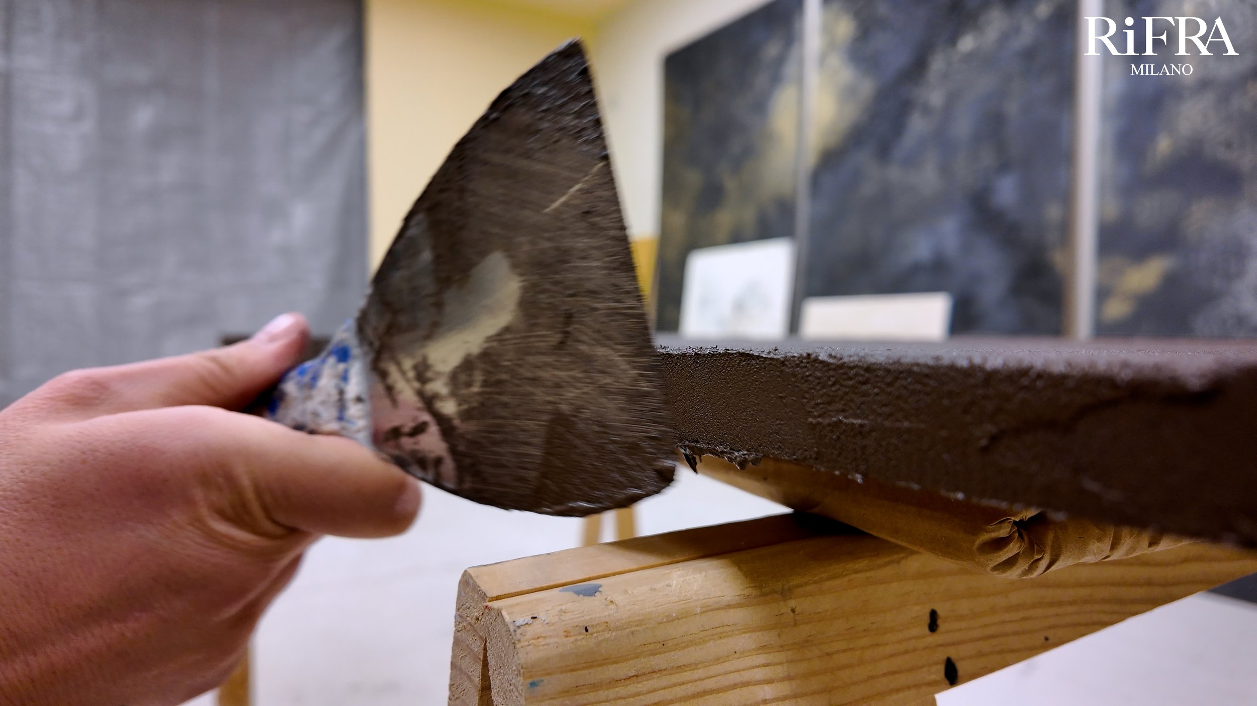 L’Âme du Béton : Comment RiFRA Transforme la Matière en Design