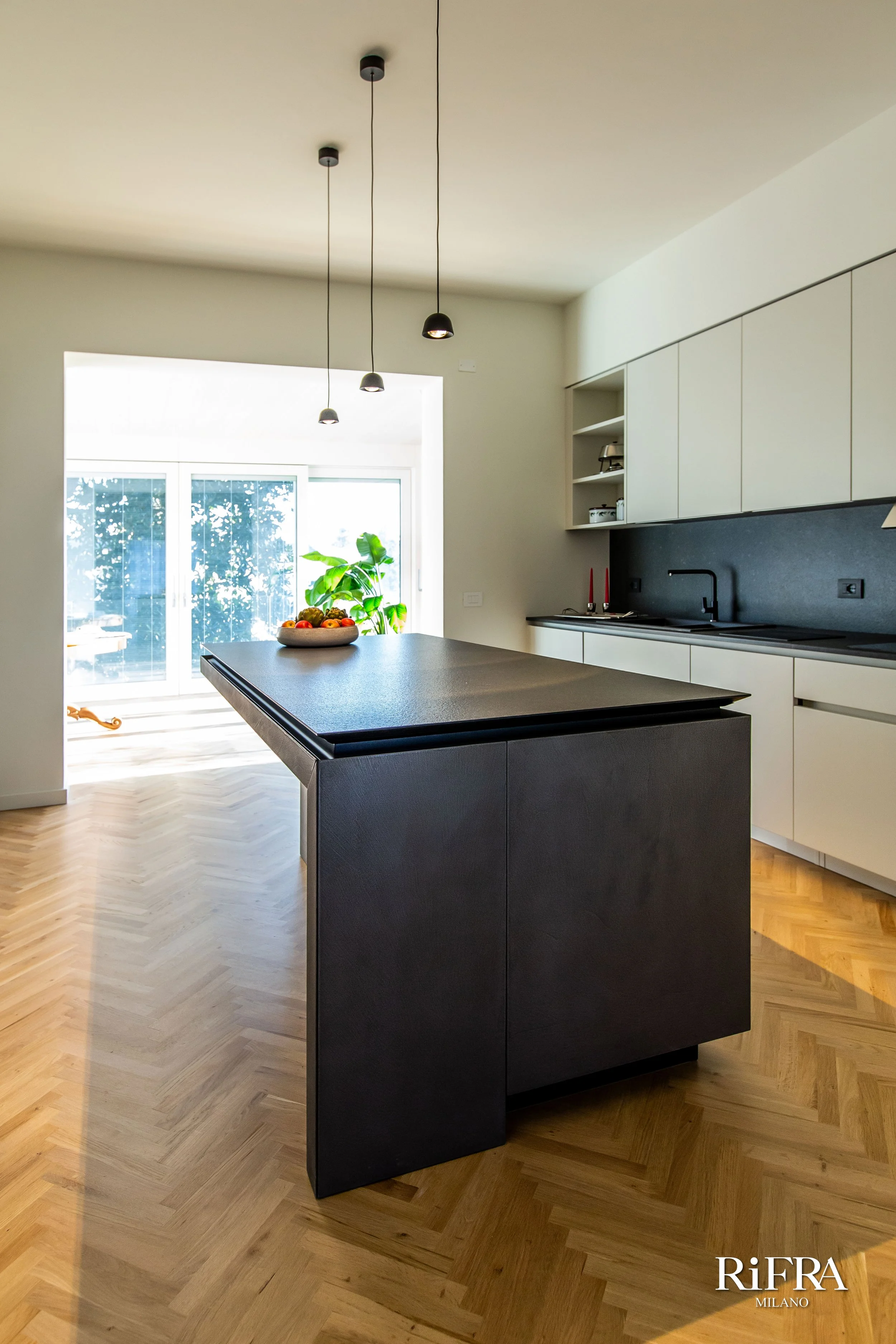 SCHIAVOTTO logo-40.jpg