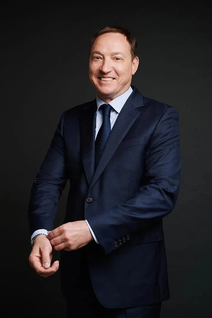 On set: Running corporate headshots in NYC, whether on location or remote, requires precision and adaptability. Explore techniques to refine your skills.

Full post &rarr; https://www.match-production.com/blog/portrait-how-we-run-corporate-headshots
