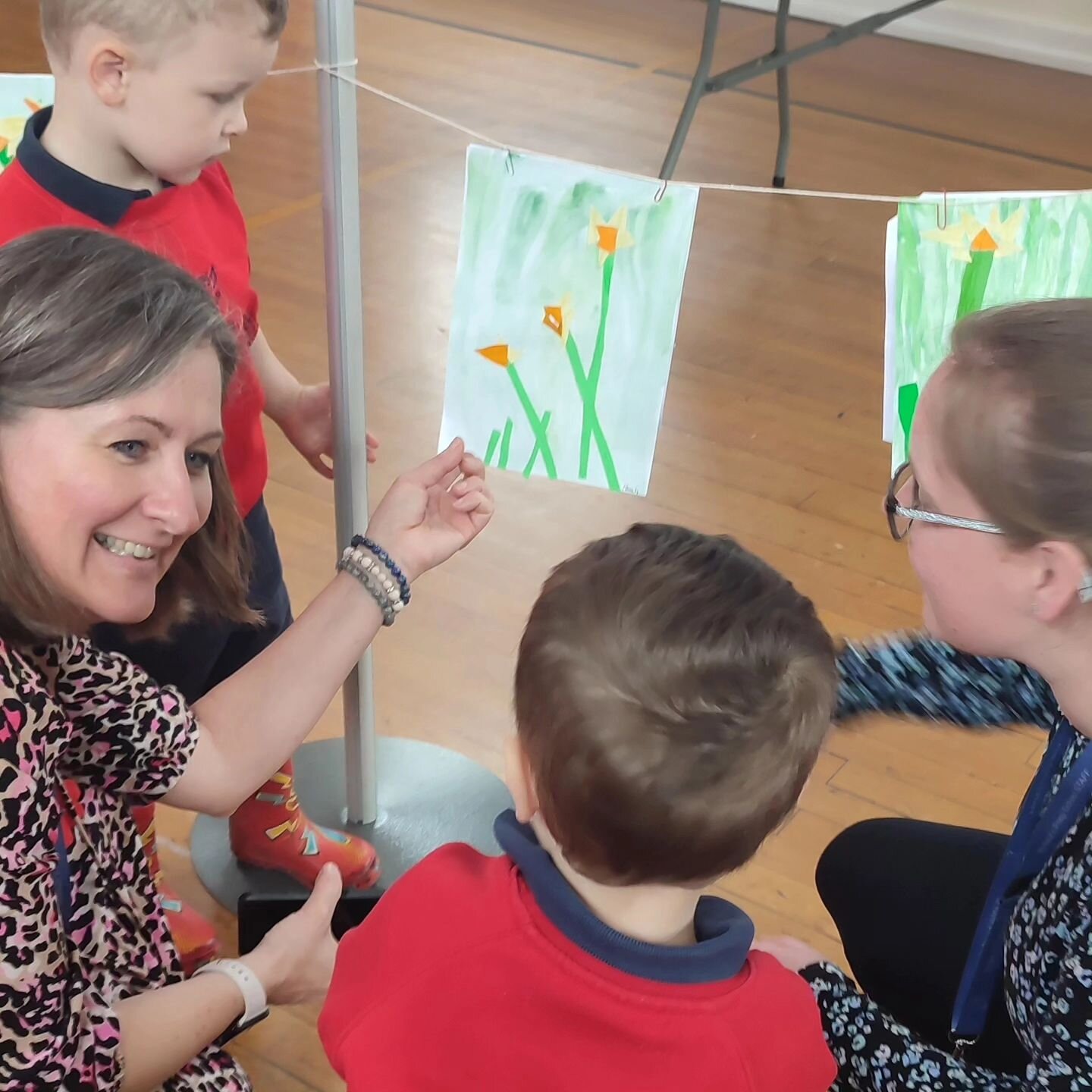 Tiny Tuskers enjoyed looking at some wonderful artwork at the art exhibition this morning. They saw some work they had created along with pieces from the older children in the school 🎨

Parents, you are welcome to visit the Simmonds Hall to view you