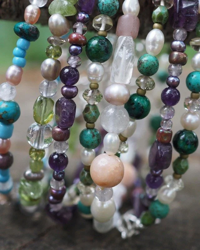 Spring seems to have arrived in my studio before it's arrived outside. 🌸✨

Too soon?
Perhaps.

Am I waiting?
Absolutely not. 😂

These gemstone pretties are off to @artistree_shop_denmarkwa this Tuesday, August 11, ready to bring a little sparkle to