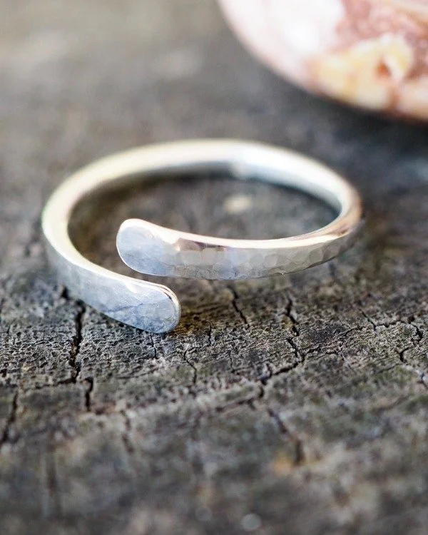 Things I'm making for spring. 🌿

Not everything needs to be complicated.

Sometimes it's just a lovely piece of silver, a simple shape, and a ring that does exactly what it needs to do.

Part of the spring collection later this month.
.
.
.
#slowmad