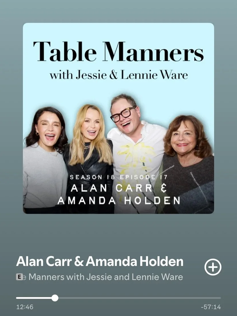 Thrilled to see our Capella featured on the @tablemannerspodcast with Alan Carr and Amanda Holden! Thank you so much! @tablemannerspodcast @chattyman @noholdenback 

Capella available in Majestic stores. @majesticwine #pinotnoir #domainebegude #capel