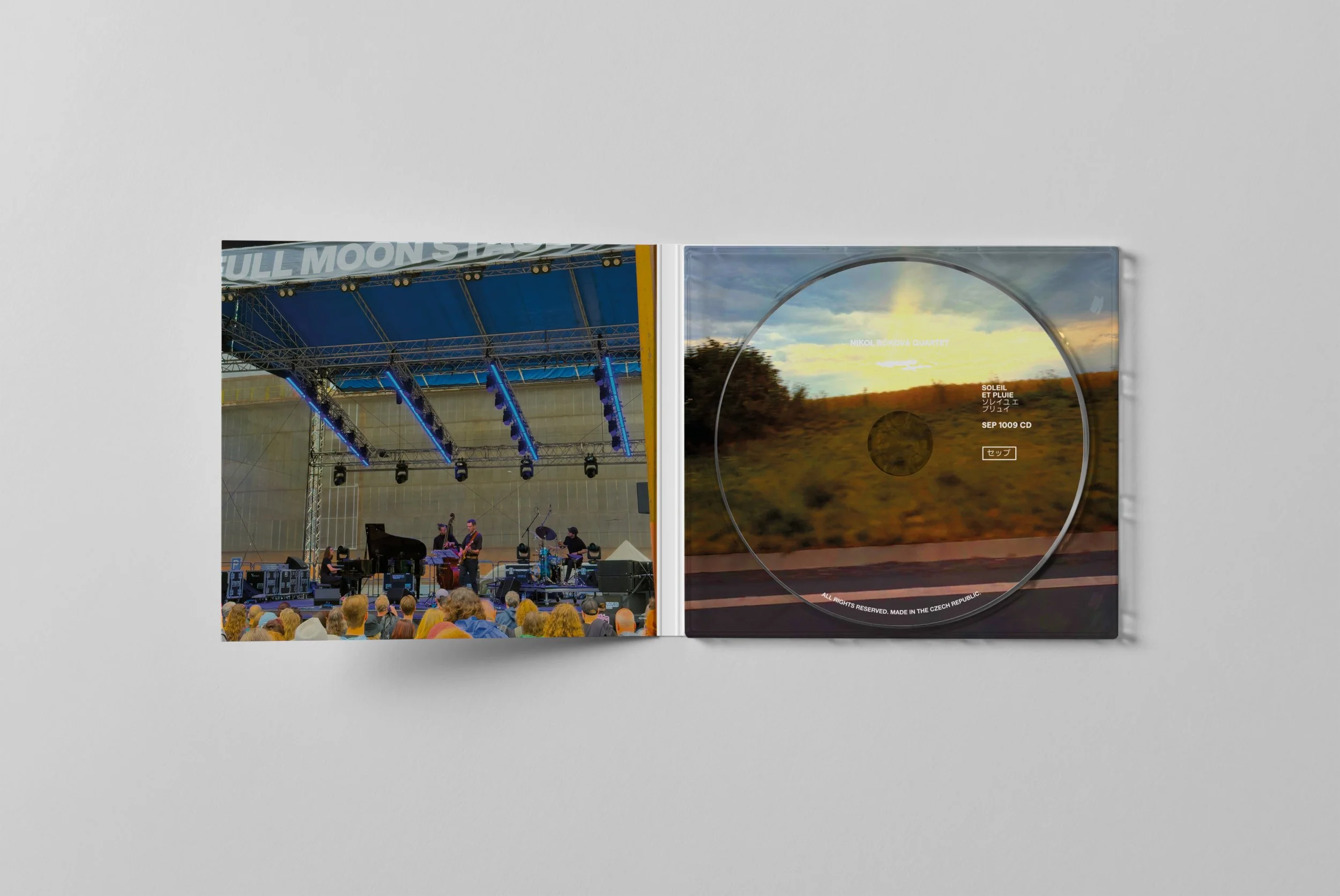 SEP 1009 CD opened-inside_1.jpg