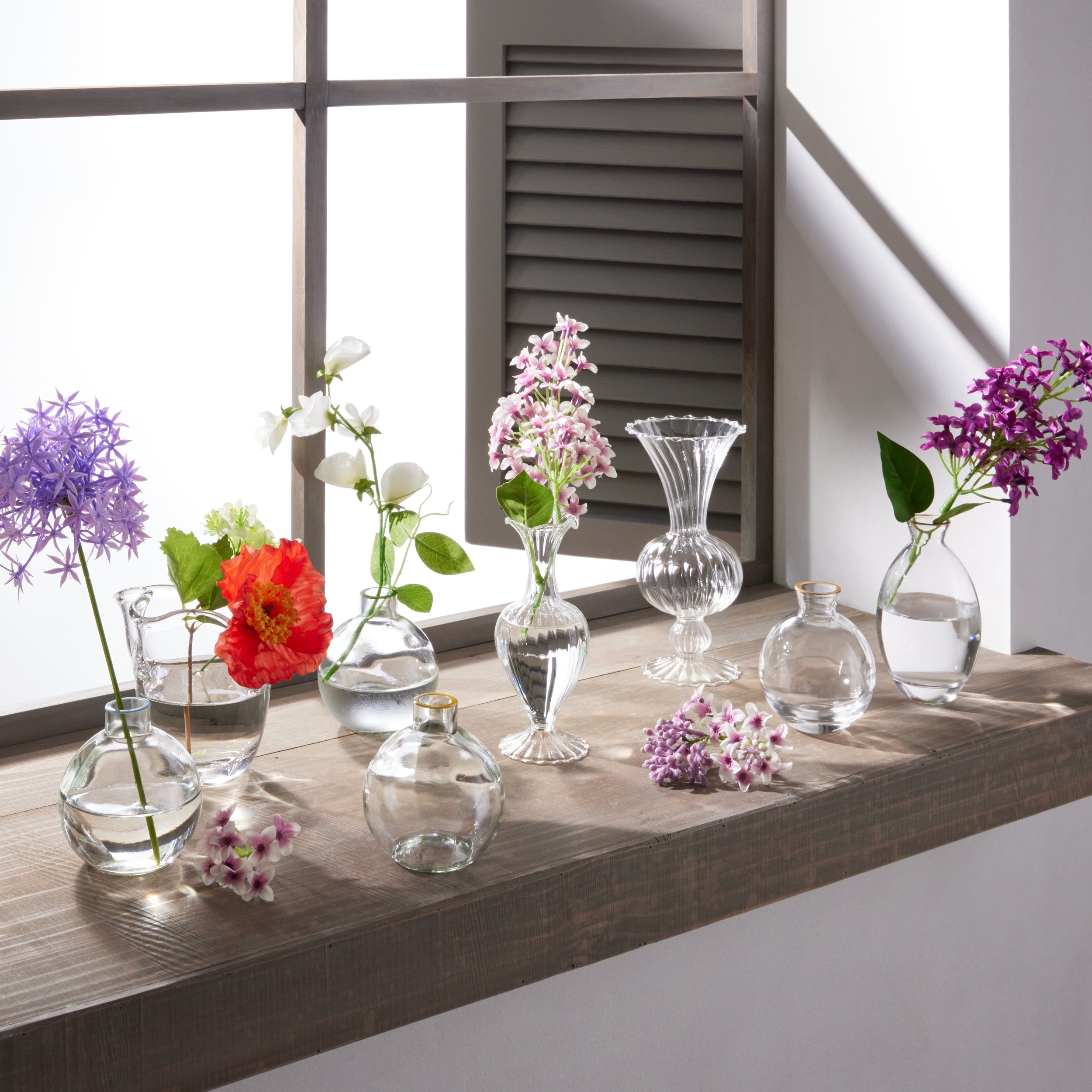 FY24Q1_TRAD_WillowCrossley_Vases_Vessels_Under15_SQ.jpg