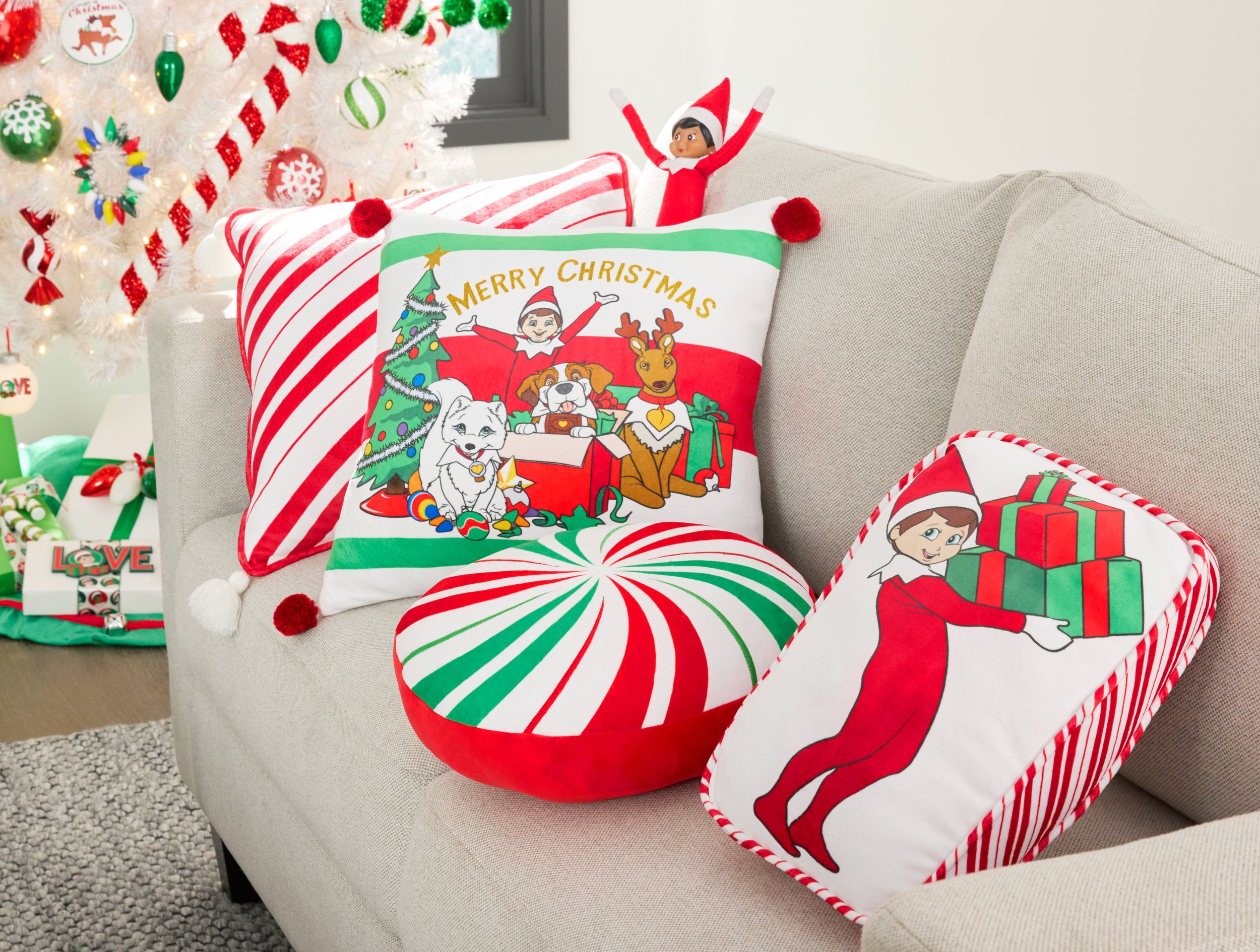 FY24Q4_CC_LR_ElfontheShelf_Pillows_V1.jpg