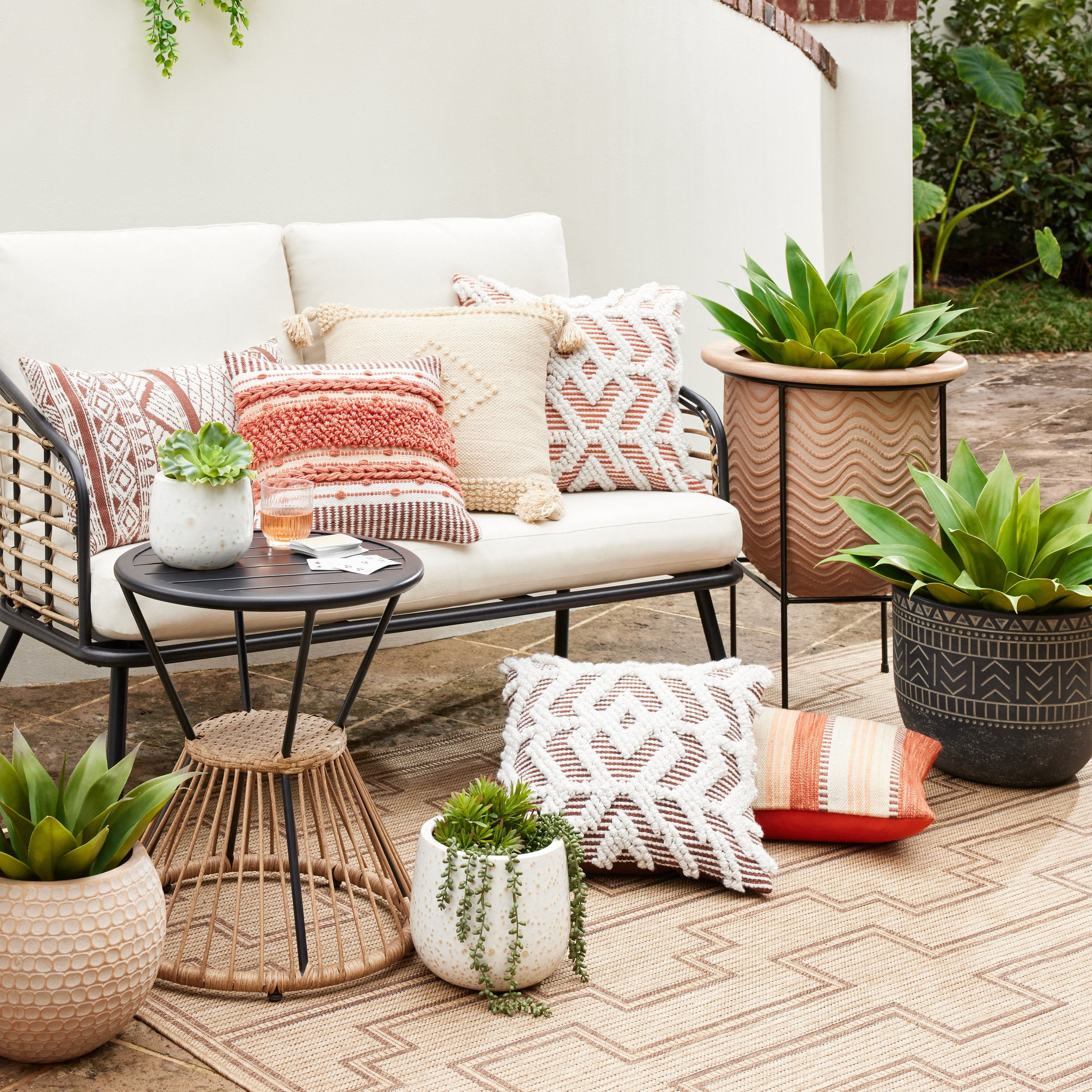 FY25Q1_PA_GLOB_TraceyBoyd_Pillows_and_Pots_SQ.jpg