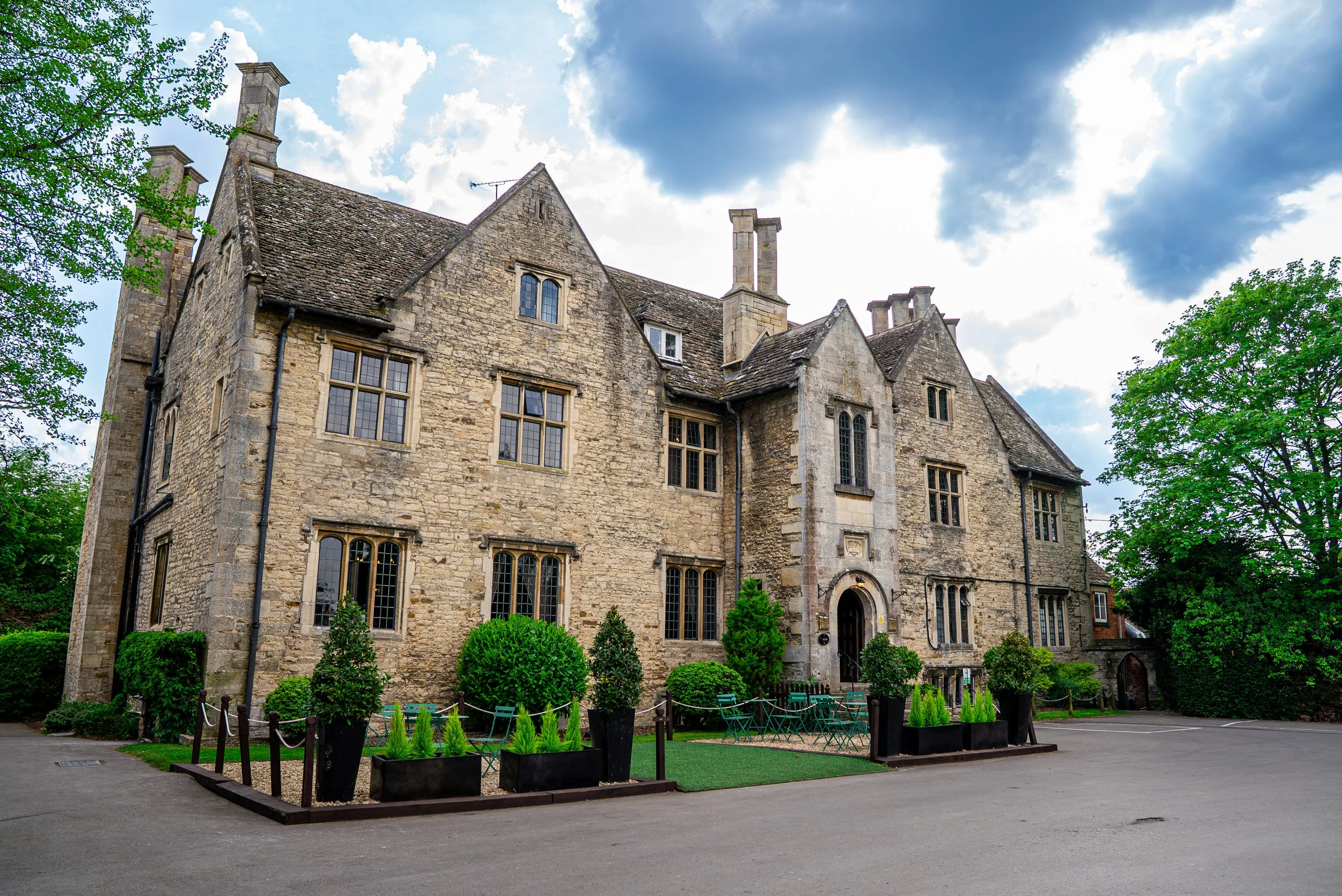 Celebrate 21 Years of Hospitality | Stay at Stonehouse Court 