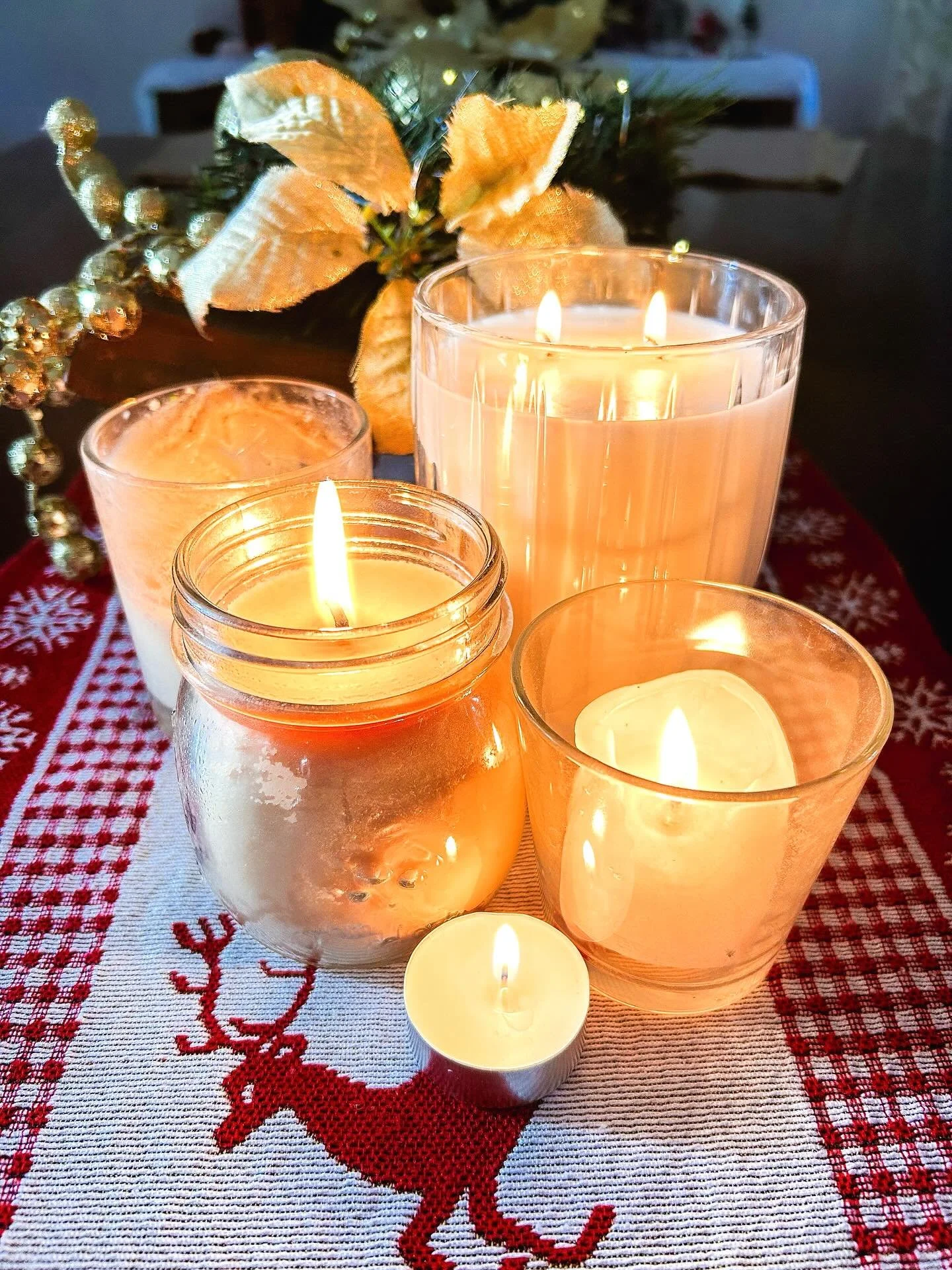 Choose kindness
Choose acceptance 
Choose patience
Choose love 
.
.
.
Always 💜