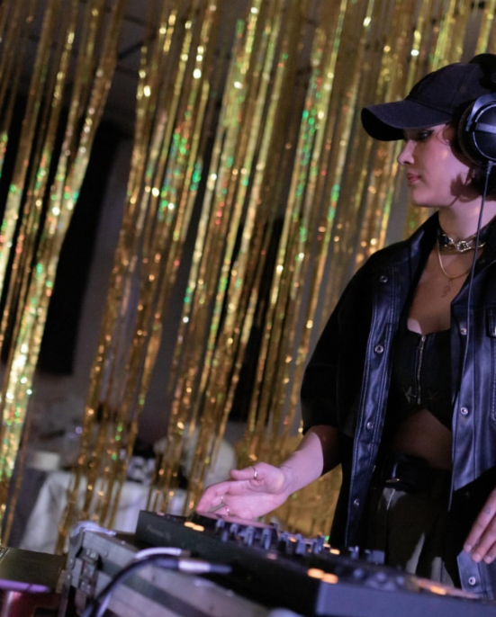 DJ: Sophie Sterling