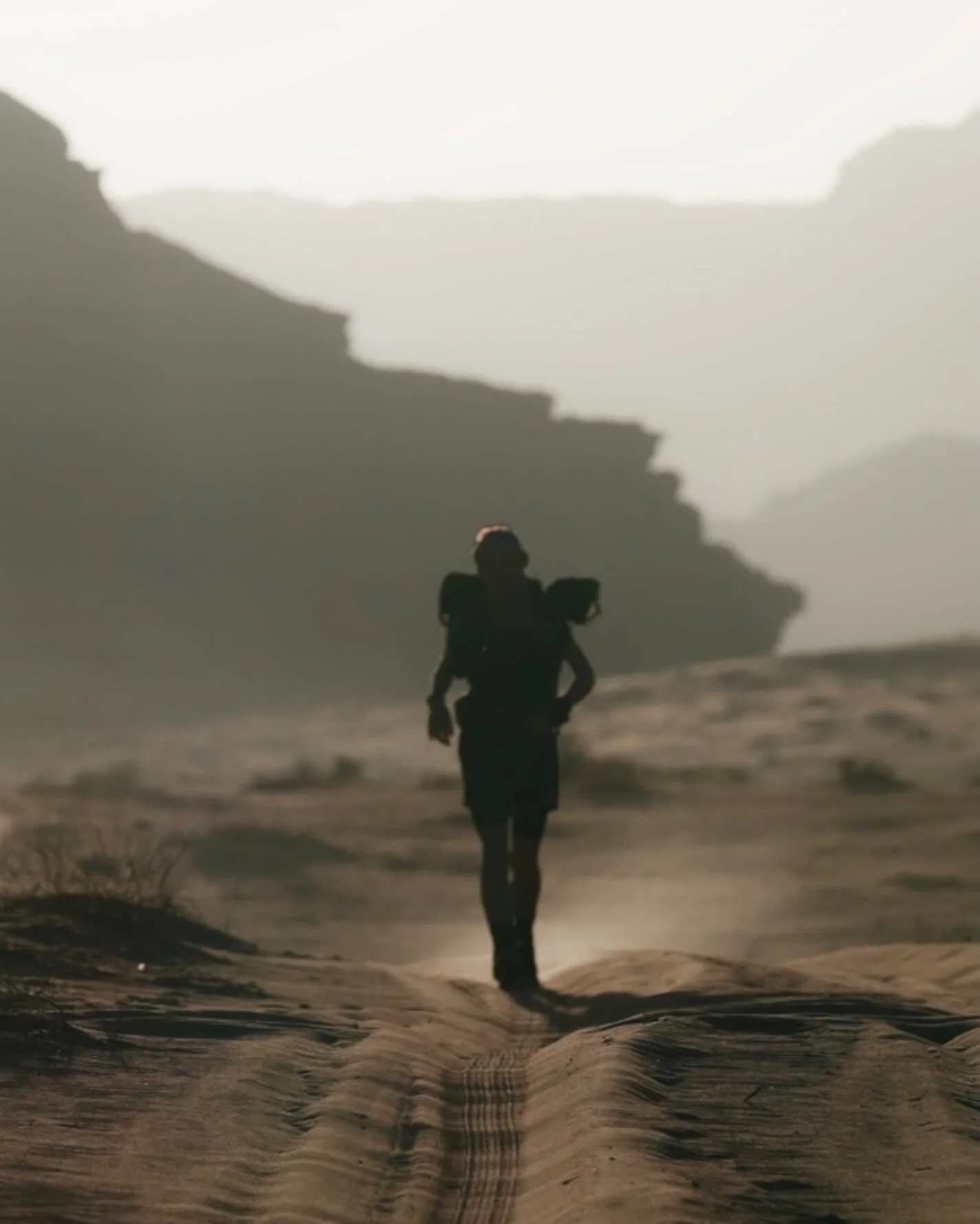 Gestern war noch Regeneration.
Heute kam die Nachricht, die alles ver&auml;ndert.

Es ist offiziell:
Ich wurde als Athletin f&uuml;r den
Guinness World Record Attempt &mdash; Desert Ultramarathon Challenge 2026
nominiert.

Vom 5. Juni bis 6. Juli 202