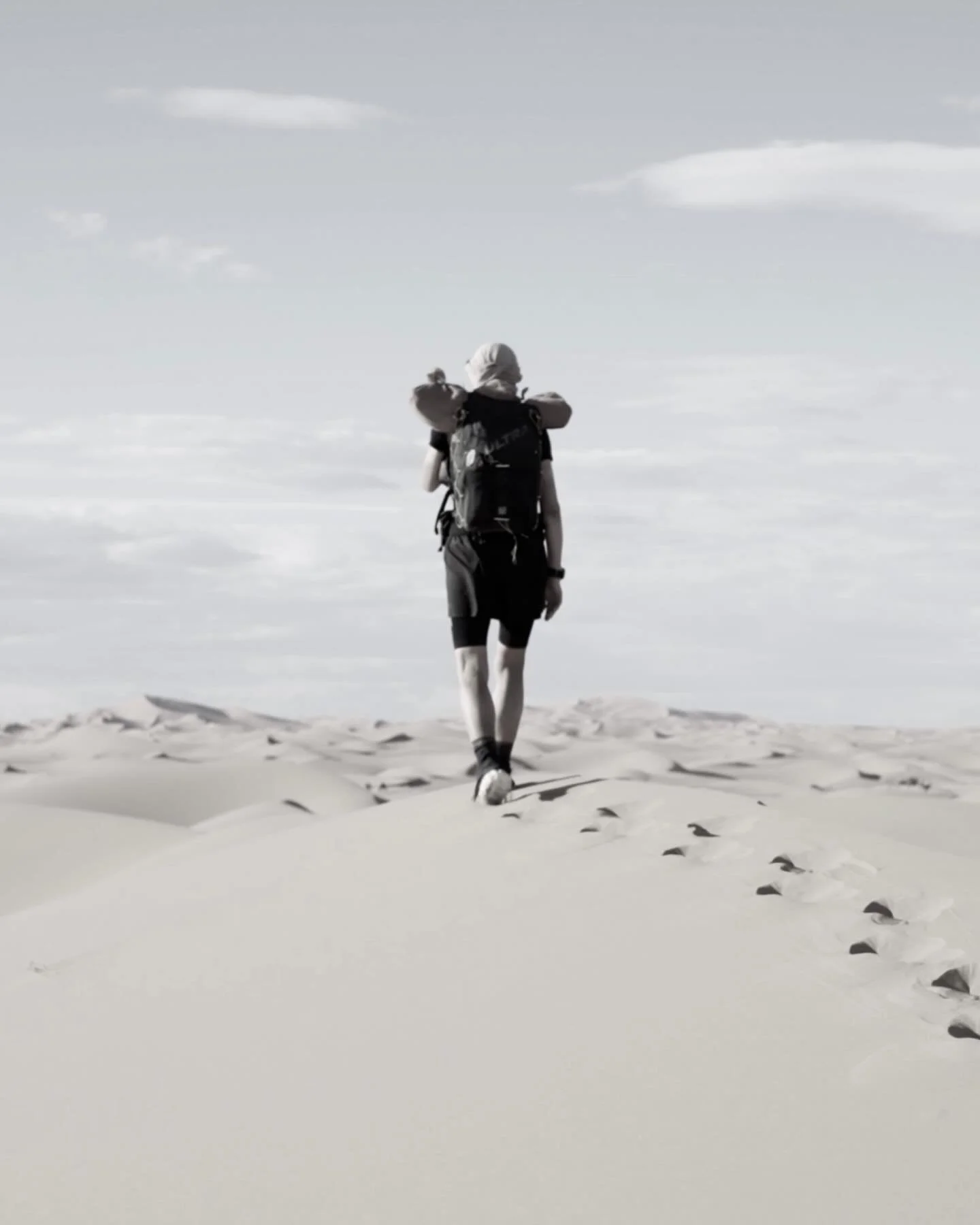 In der W&uuml;ste habe ich vor allem eines gelernt:

Wenn ich starr an einer Route festhalte, verliere ich gegen den Sand.

Der Weltrekordversuch in Jordanien wurde abgesagt und wird nicht stattfinden.
Es ist die einzig richtige Entscheidung angesich