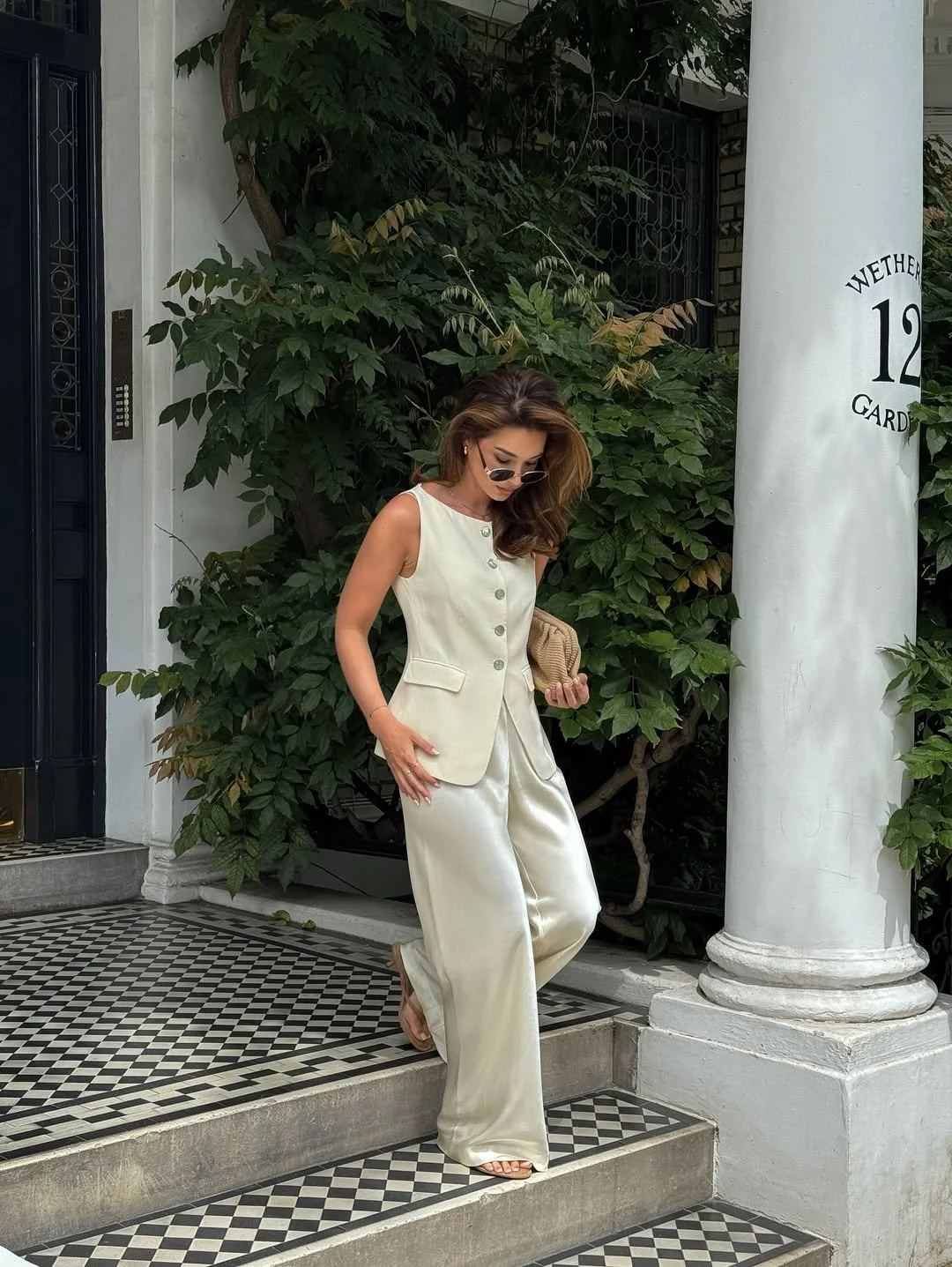 Lilysilk AD  |  iPhone